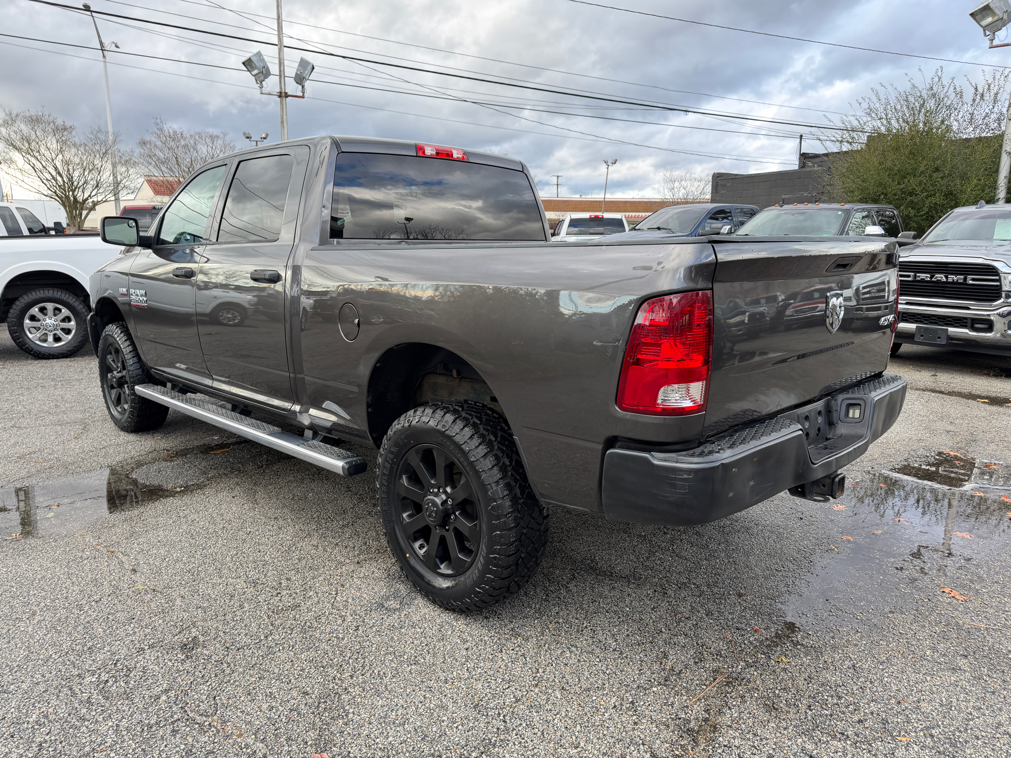 RAM 2500 4WD Crew Cab 149" Tradesman 2016