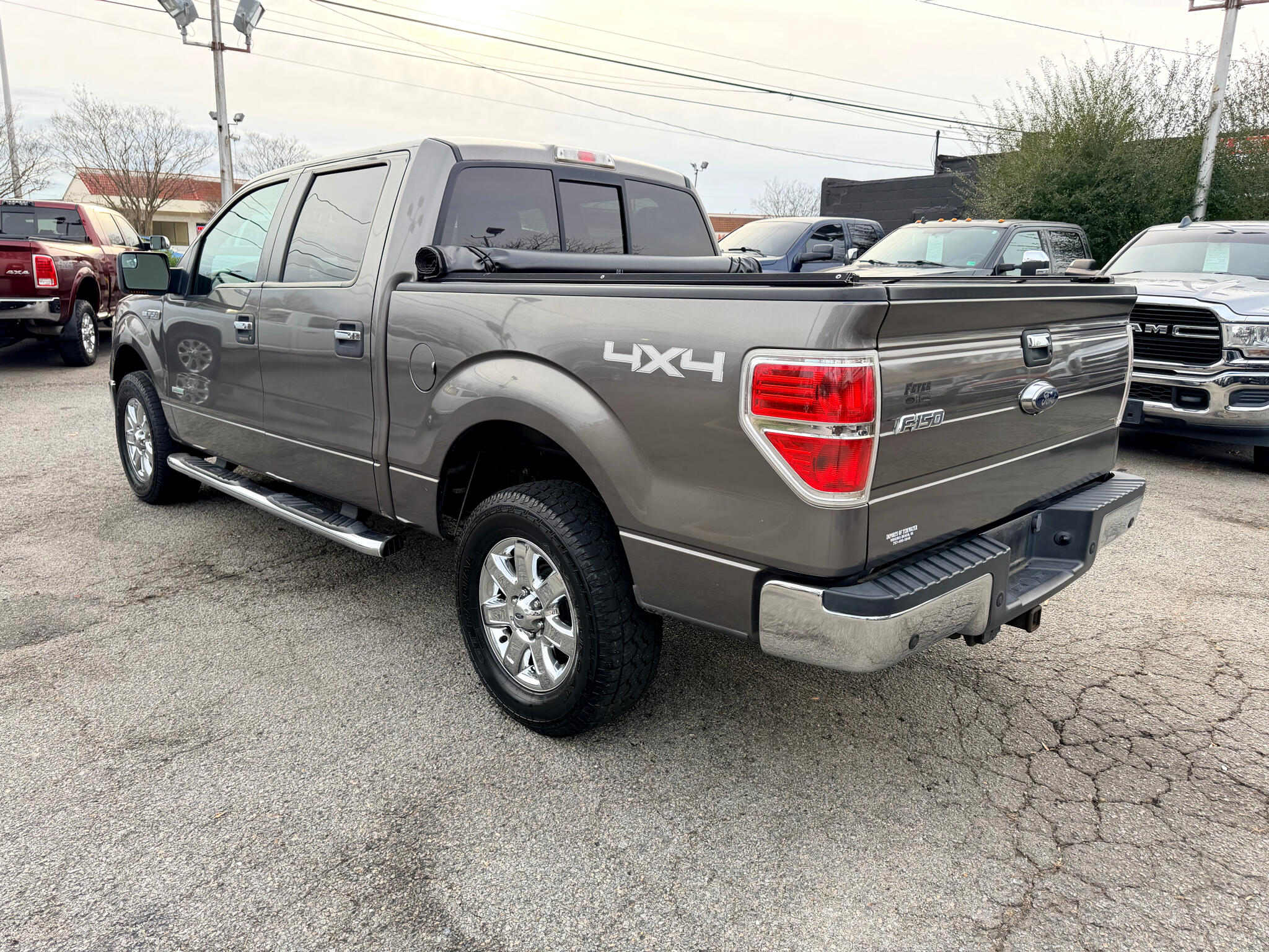 Ford F-150 4WD SuperCrew 145" XLT 2014