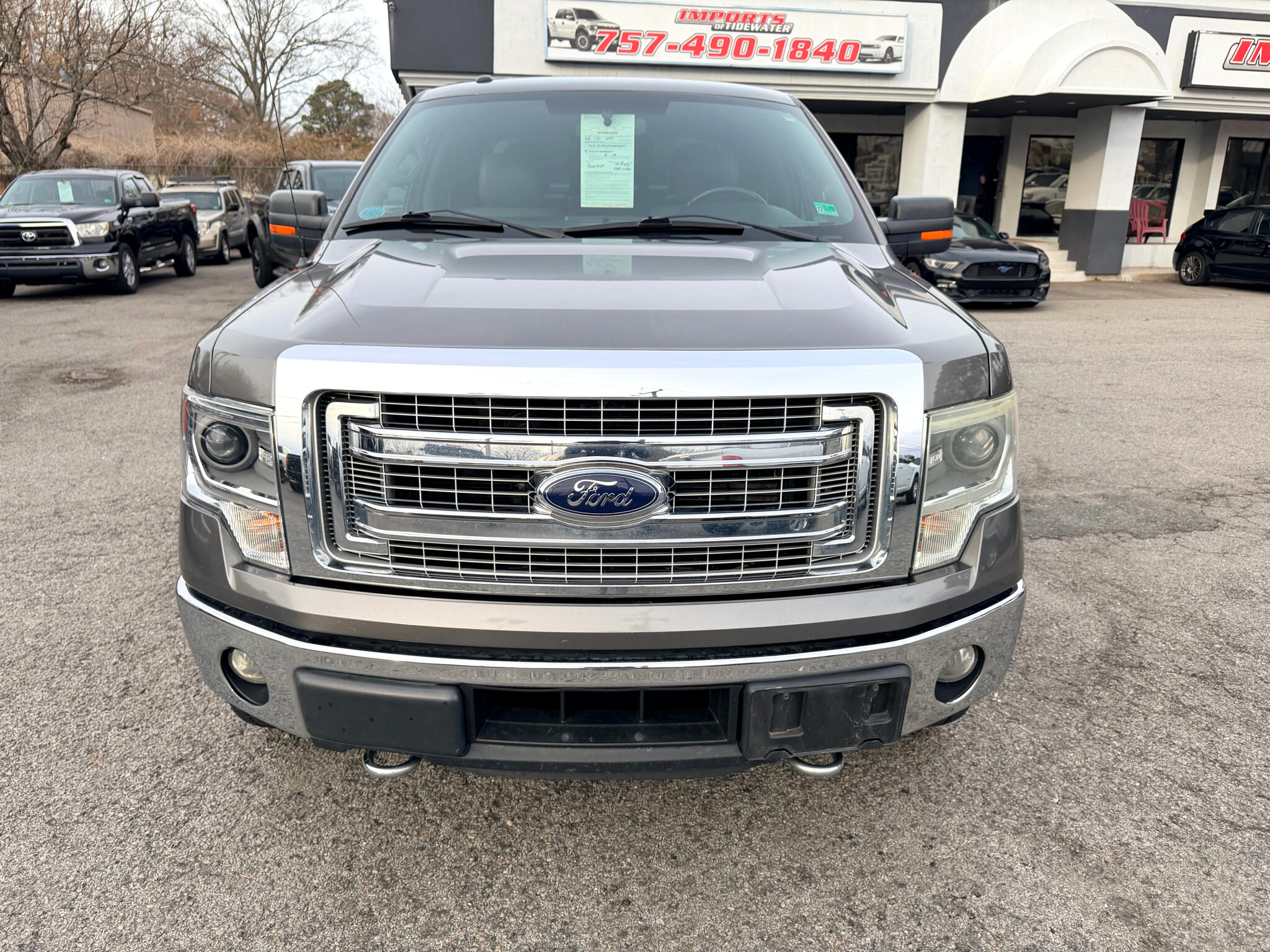 Ford F-150 4WD SuperCrew 145" XLT 2014