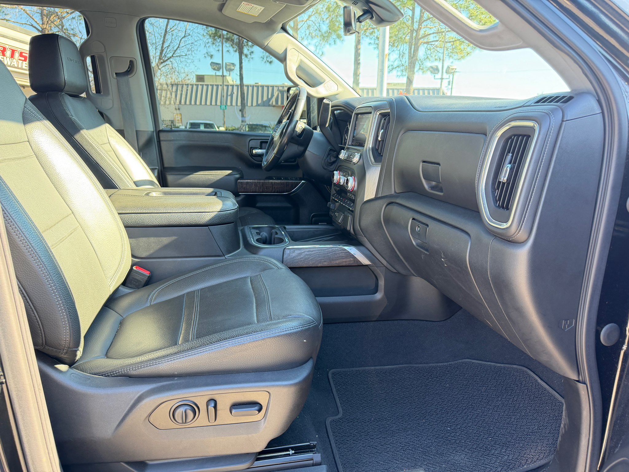 GMC Sierra 2500HD 4WD Crew Cab 159" Denali 2020