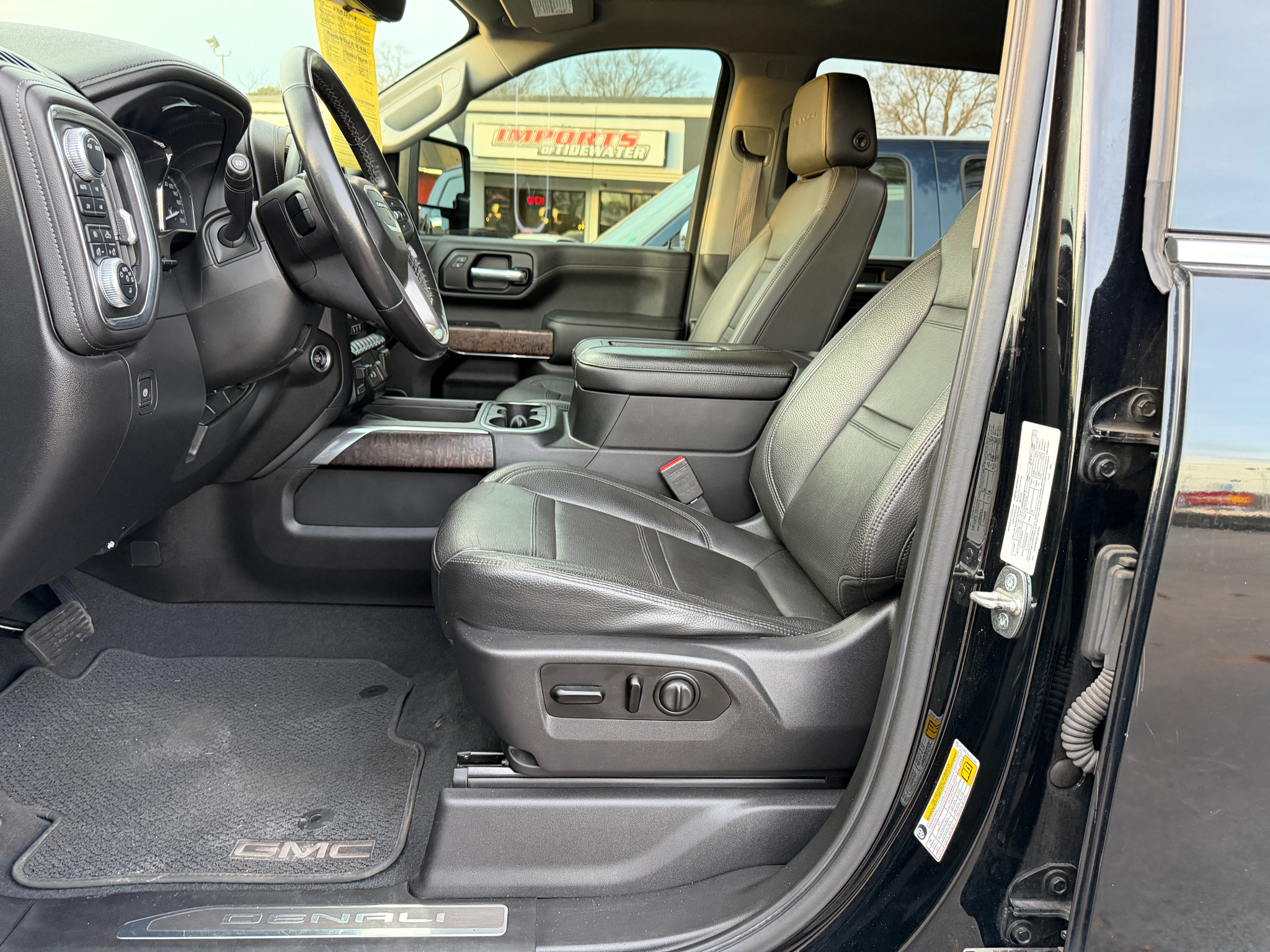 GMC Sierra 2500HD 4WD Crew Cab 159" Denali 2020