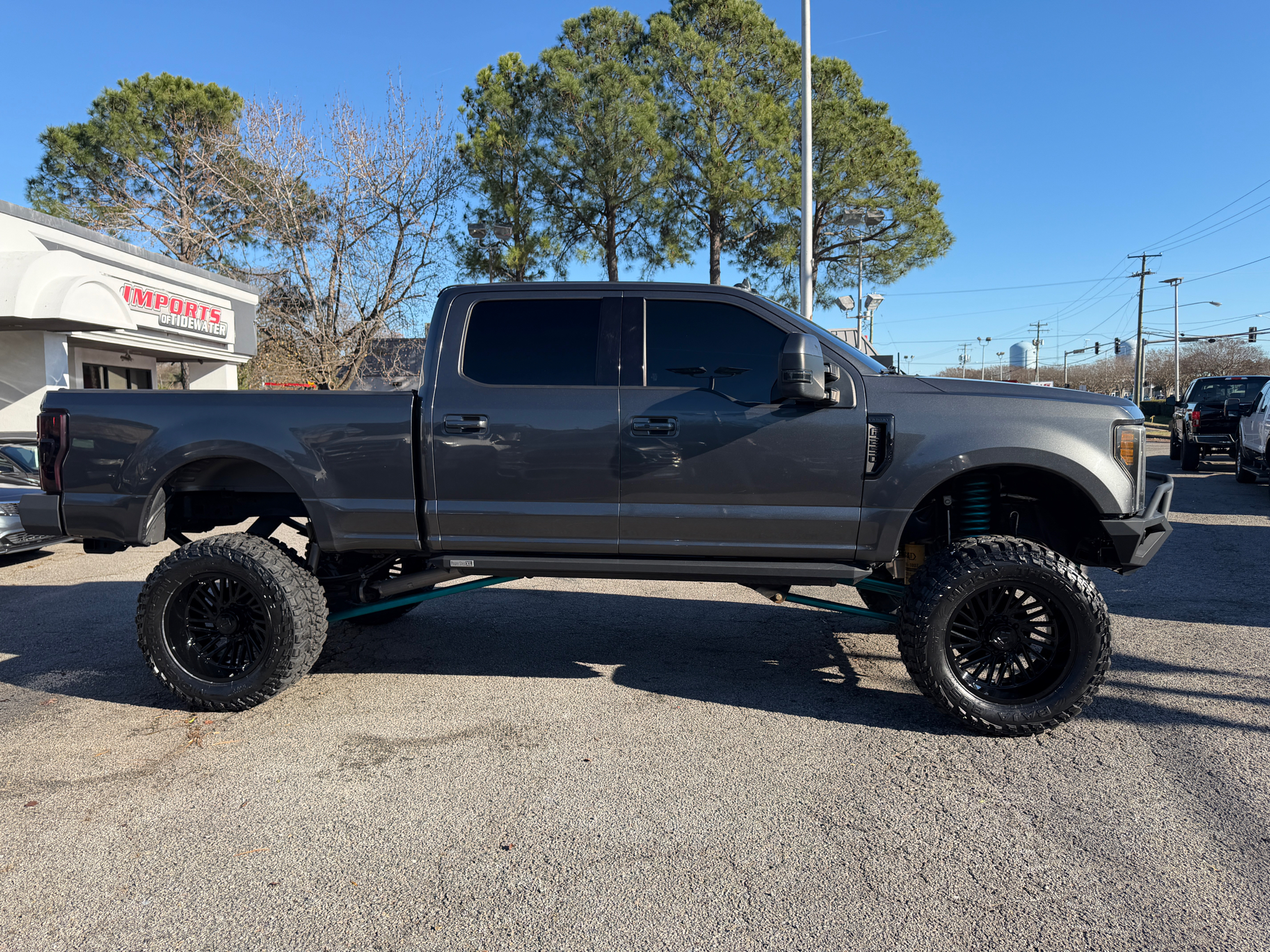 Ford Super Duty F-250 SRW Lariat 4WD Crew Cab 6.75' Box 2019