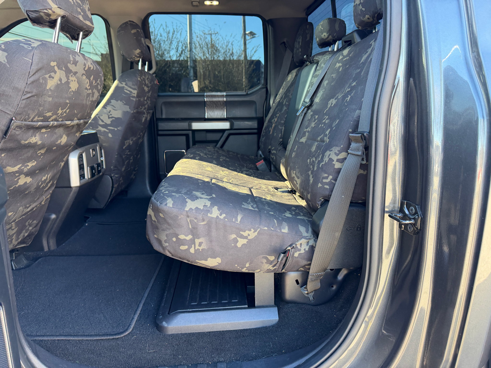 Ford Super Duty F-250 SRW Lariat 4WD Crew Cab 6.75' Box 2019