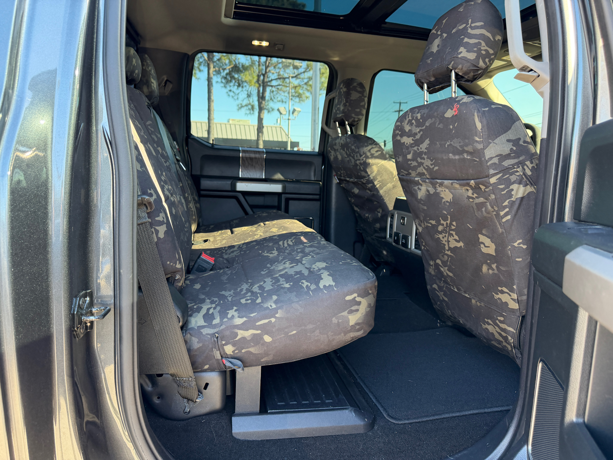 Ford Super Duty F-250 SRW Lariat 4WD Crew Cab 6.75' Box 2019