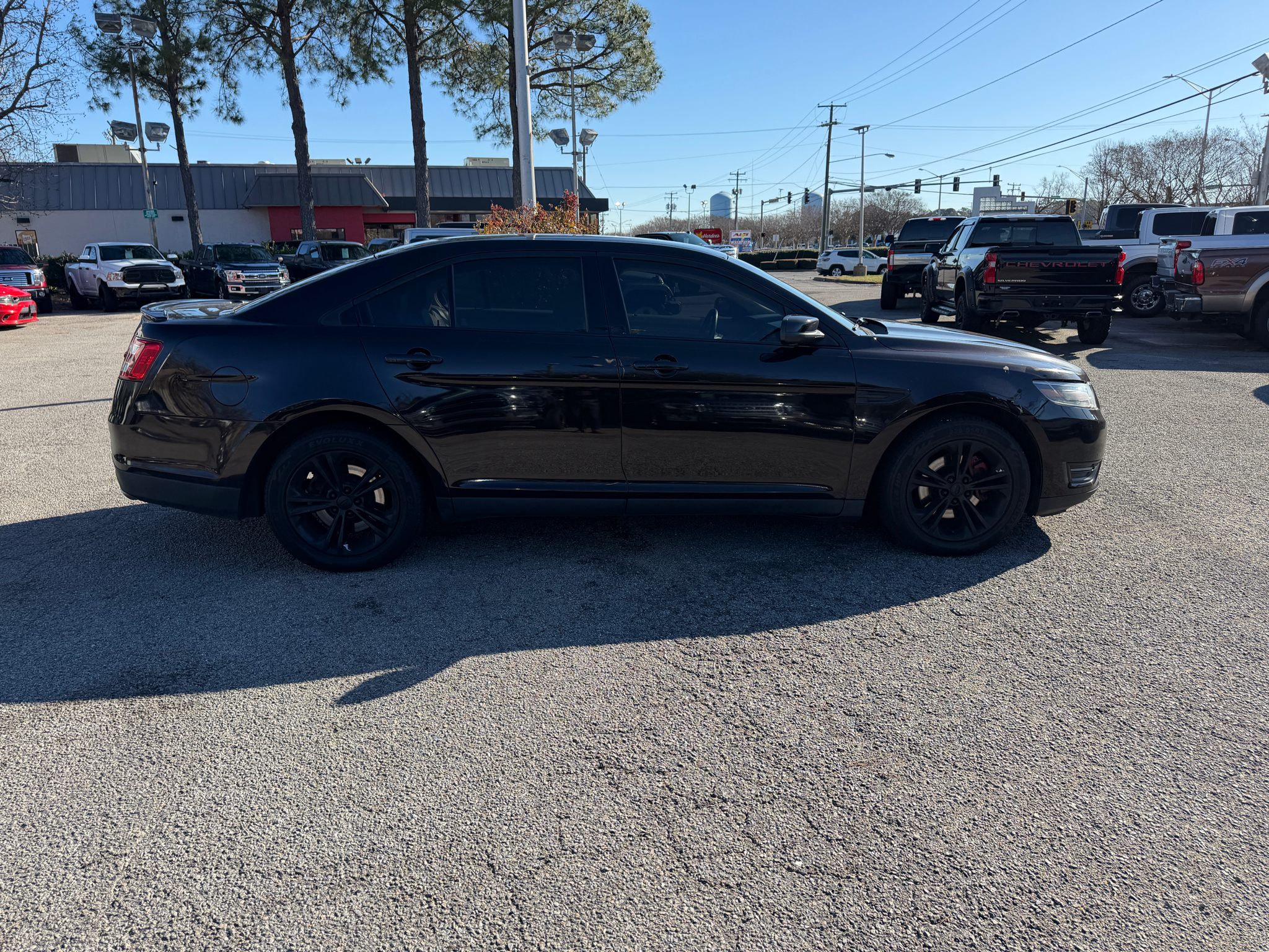 Ford Taurus 4dr Sdn SEL FWD 2014