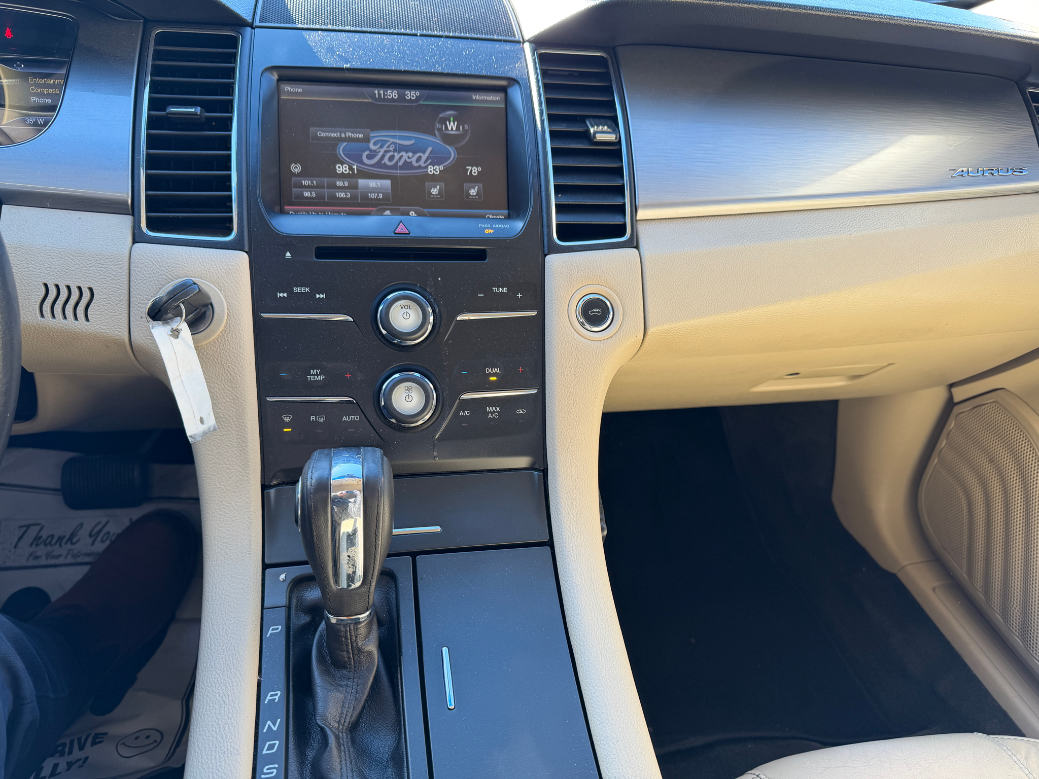 Ford Taurus 4dr Sdn SEL FWD 2014