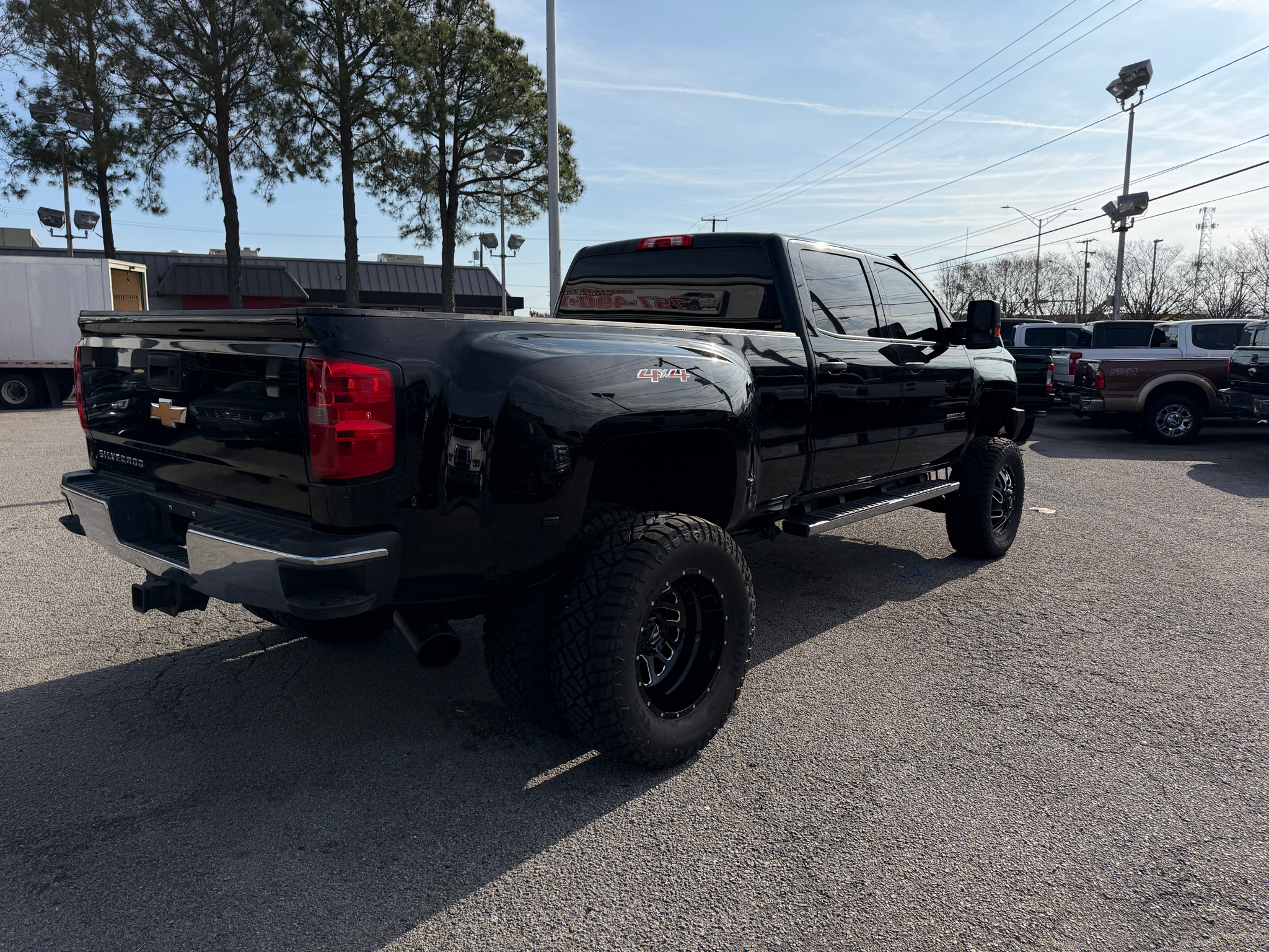 Chevrolet Silverado 3500HD 4WD Crew Cab 167.7" Work Truck 2017