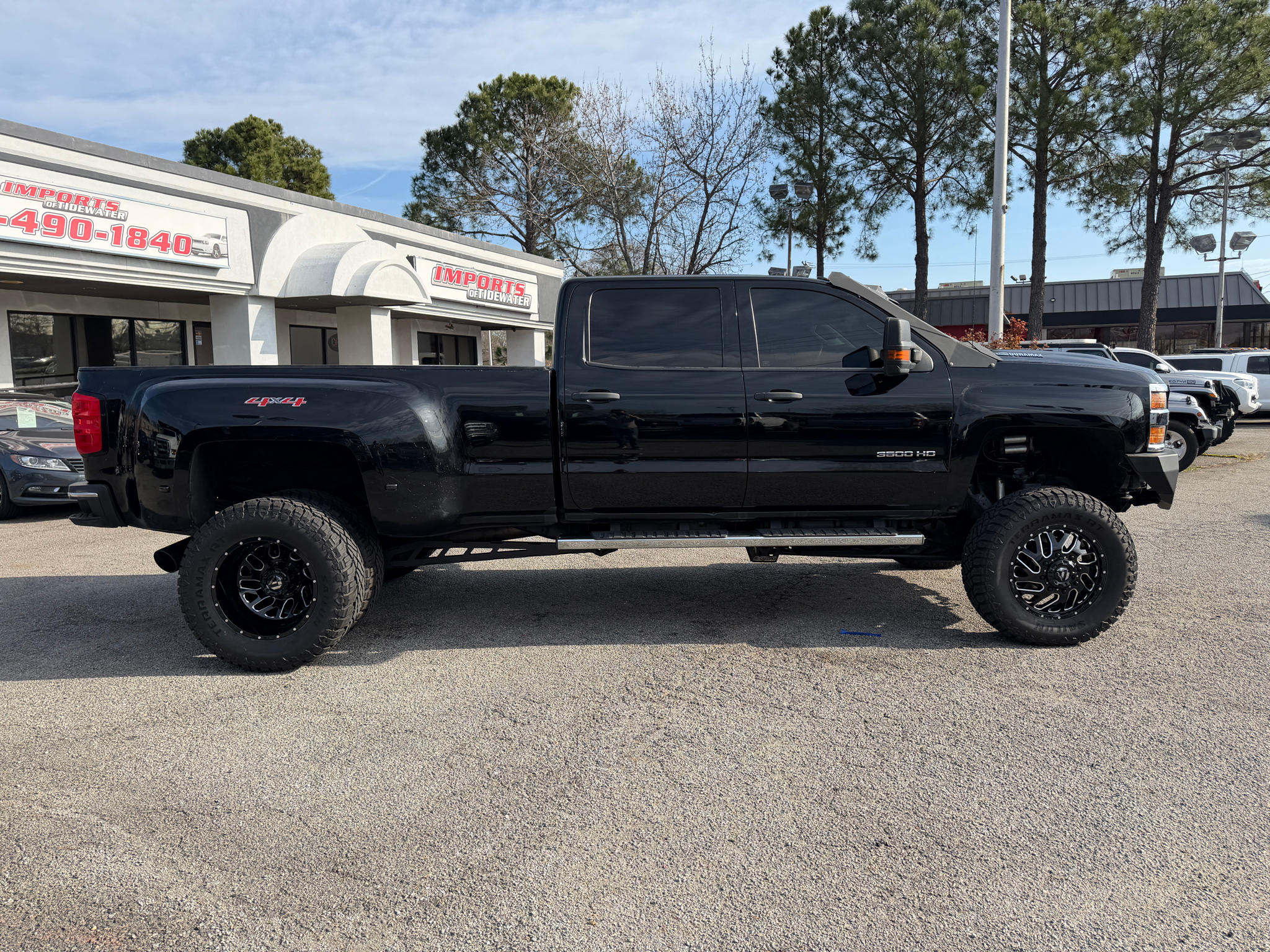 Chevrolet Silverado 3500HD 4WD Crew Cab 167.7" Work Truck 2017