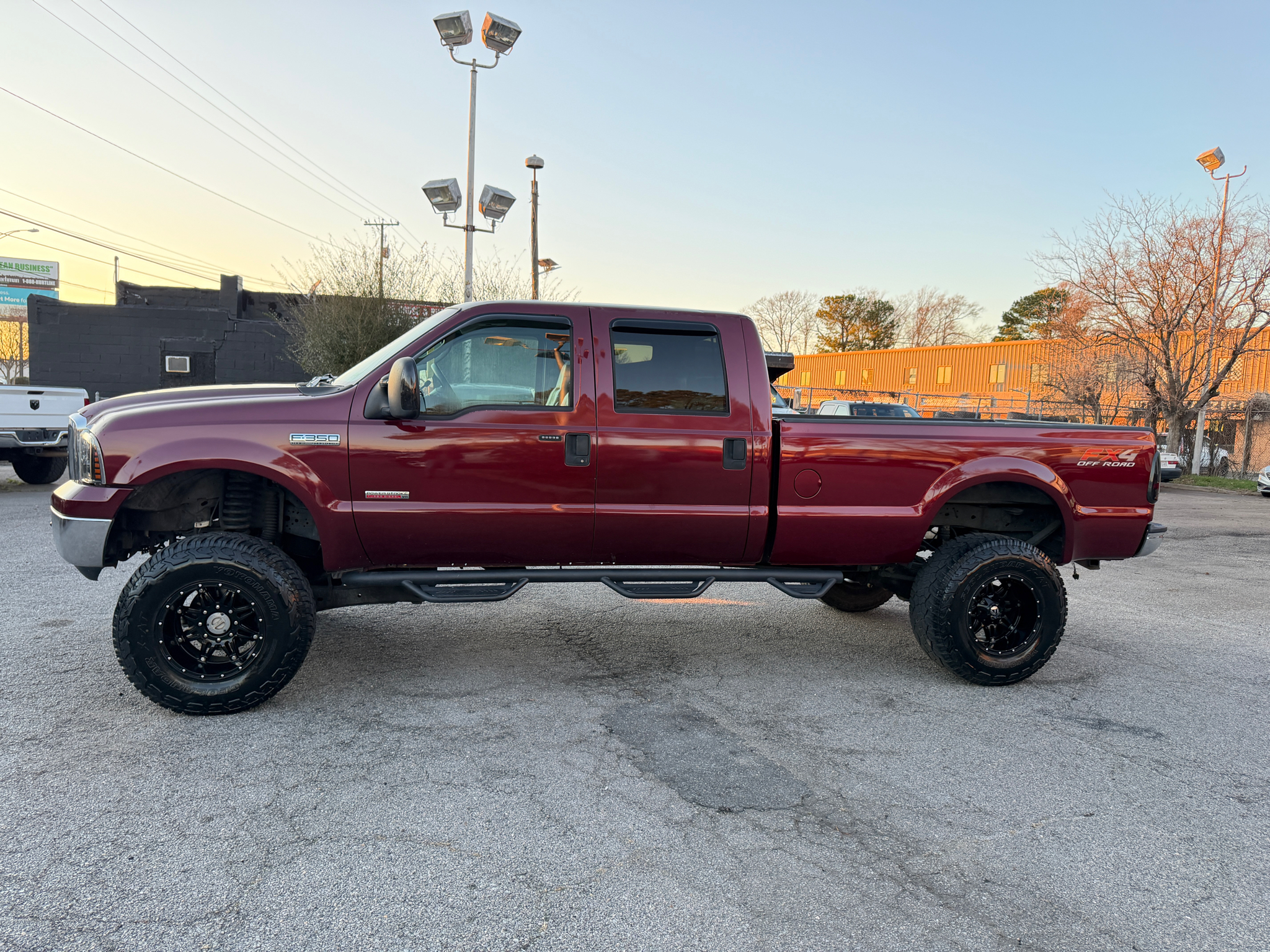 Ford Super Duty F-350 SRW Crew Cab 172" Lariat 4WD 2005