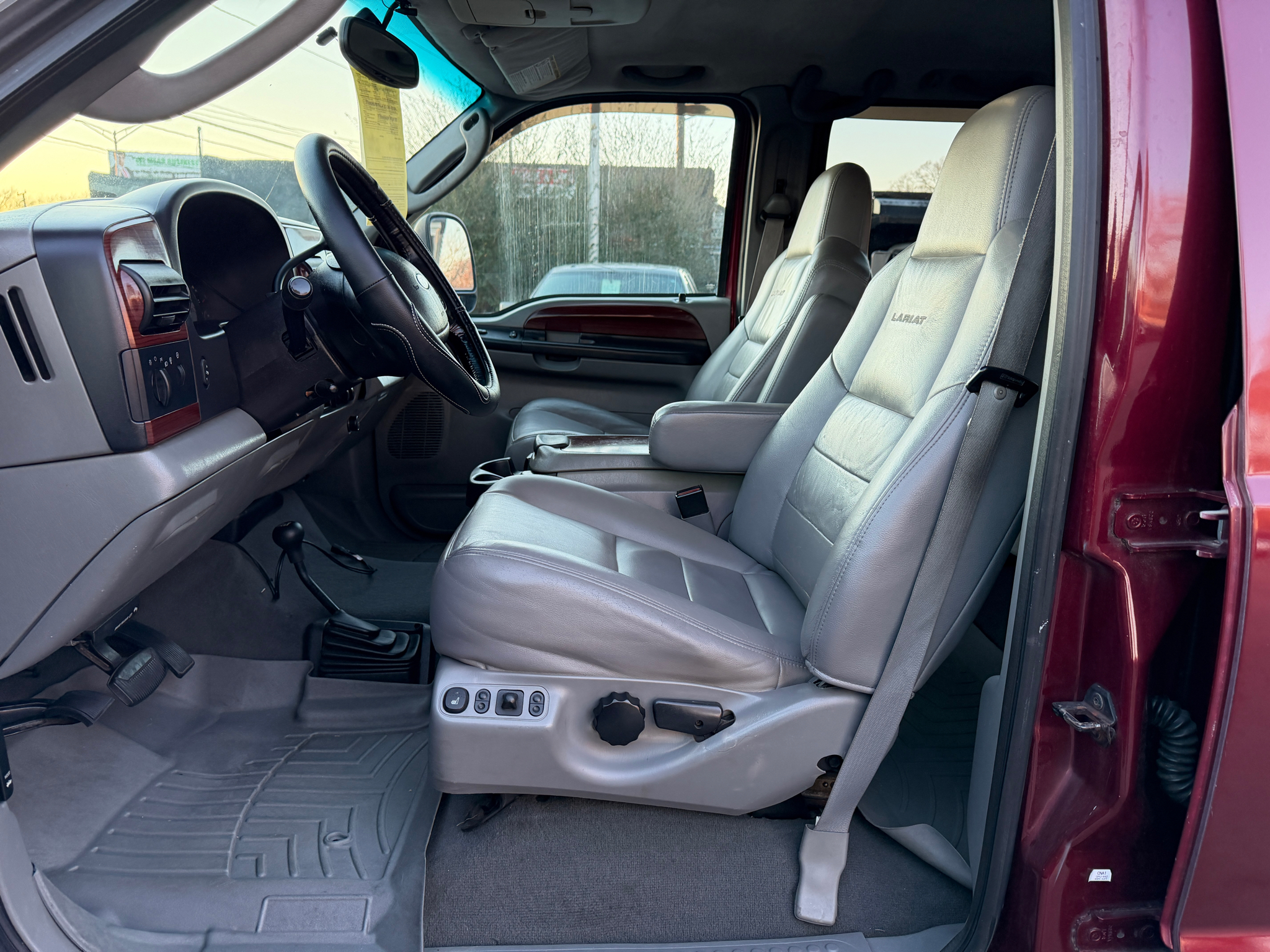 Ford Super Duty F-350 SRW Crew Cab 172" Lariat 4WD 2005