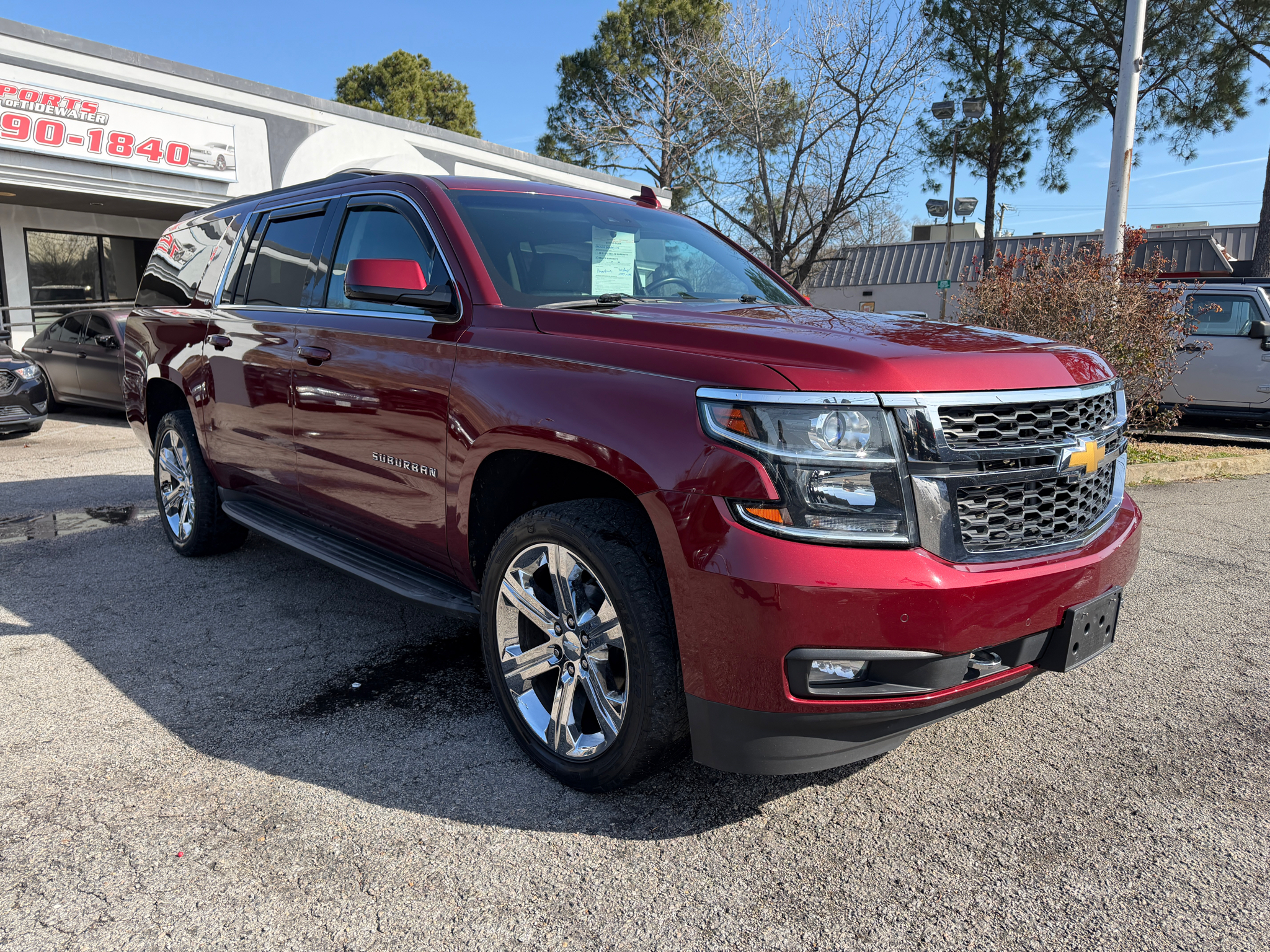 Chevrolet Suburban 4WD 4dr 1500 LT 2016