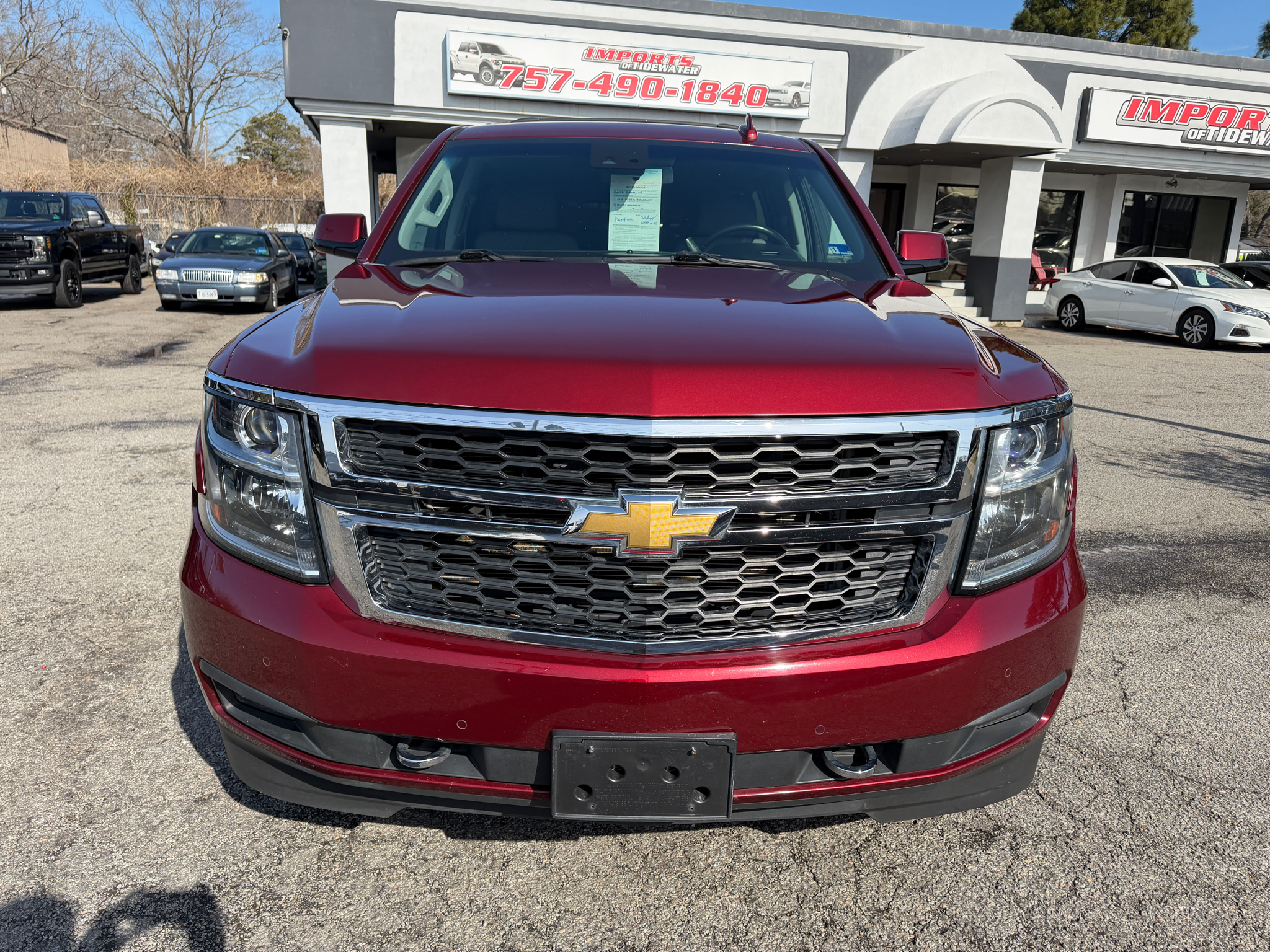 Chevrolet Suburban 4WD 4dr 1500 LT 2016