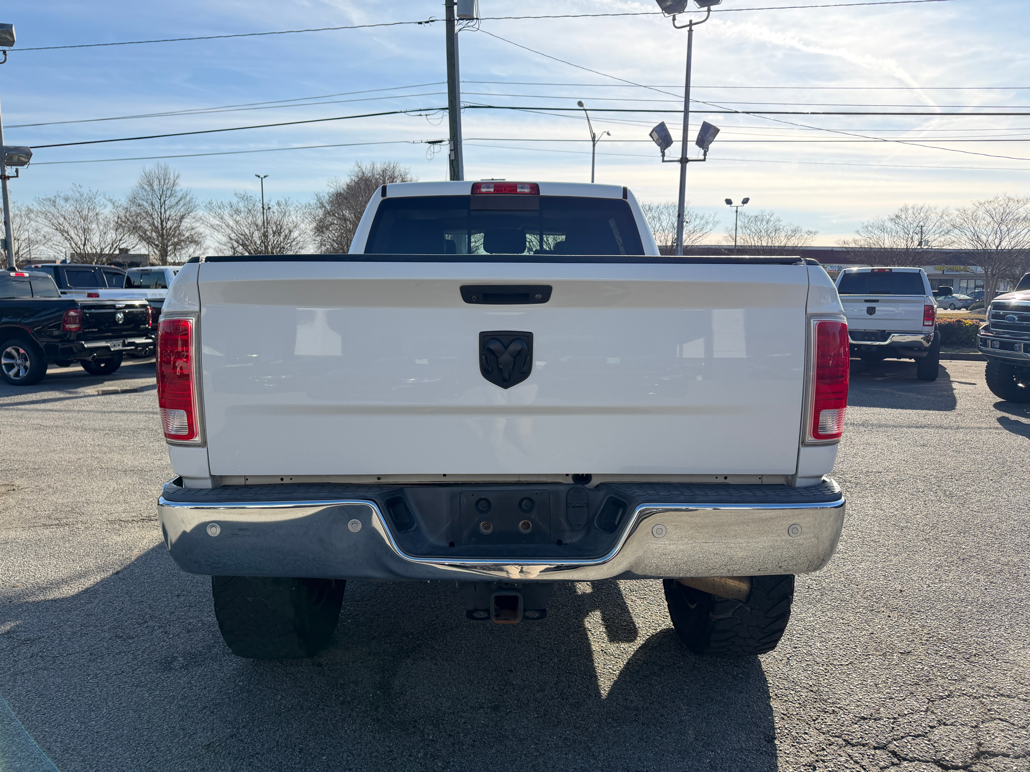 RAM 2500 Laramie 4x4 Mega Cab 6'4" Box 2017