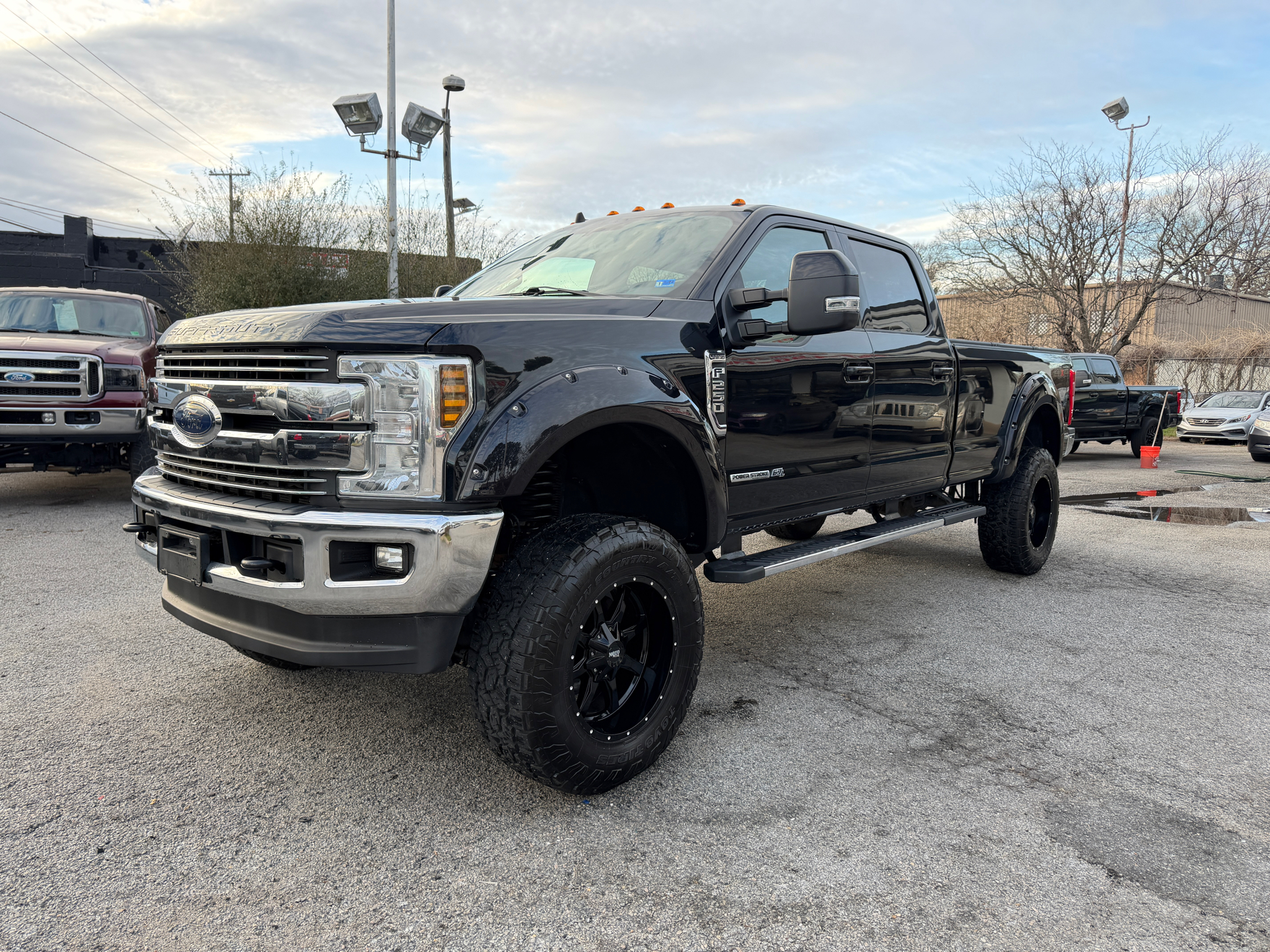 2019 Ford Super Duty F-250 SRW LARIAT 4WD Crew Cab 8' Box