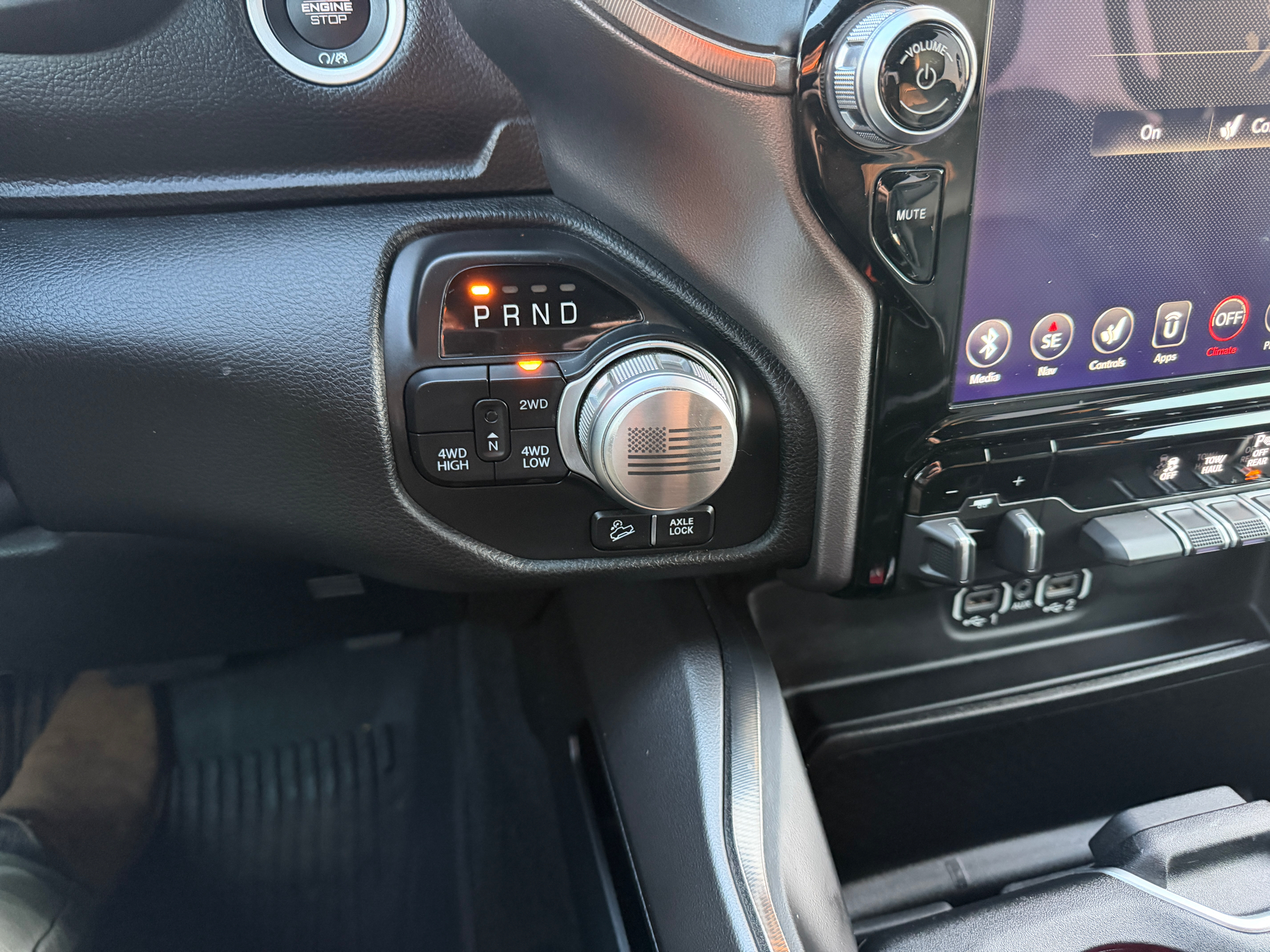 RAM 1500 Rebel 4x4 Crew Cab 5'7" Box 2020