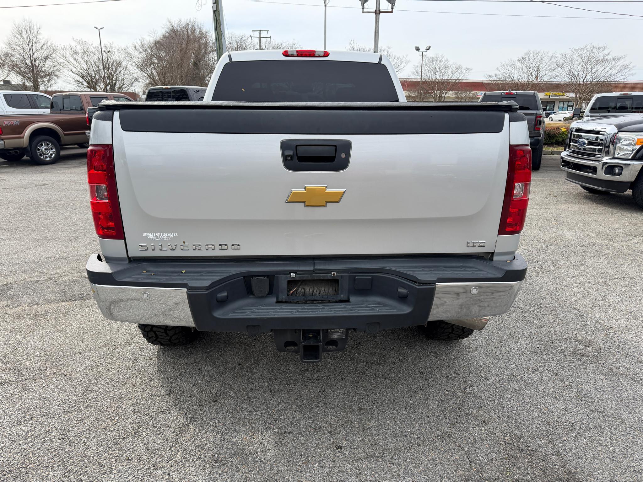 Chevrolet Silverado 2500HD 4WD Crew Cab 153.7" LTZ 2013
