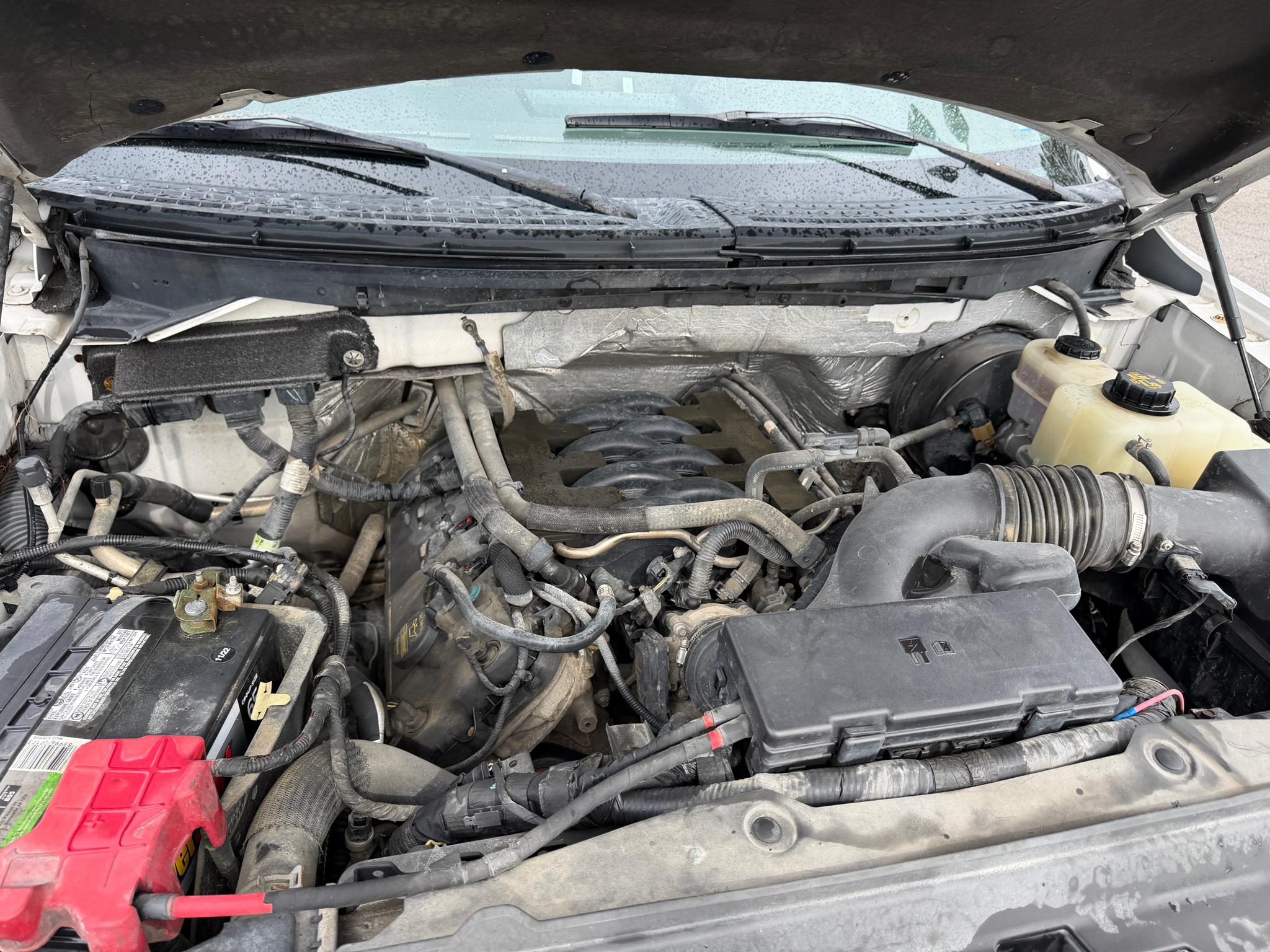 Ford F-150 2WD SuperCrew 145" Lariat 2011