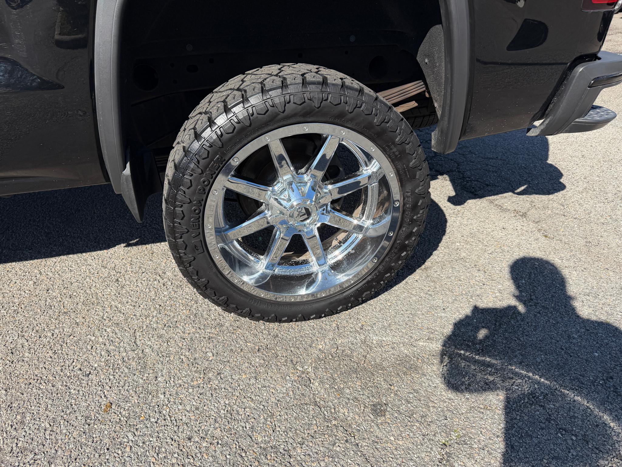 GMC Sierra 2500HD available WiFi 4WD Crew Cab 153.7" Denali 2015