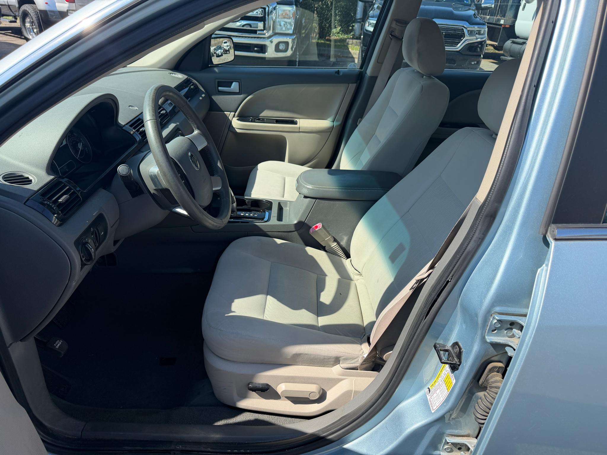 Mercury Sable 4dr Sdn FWD 2008