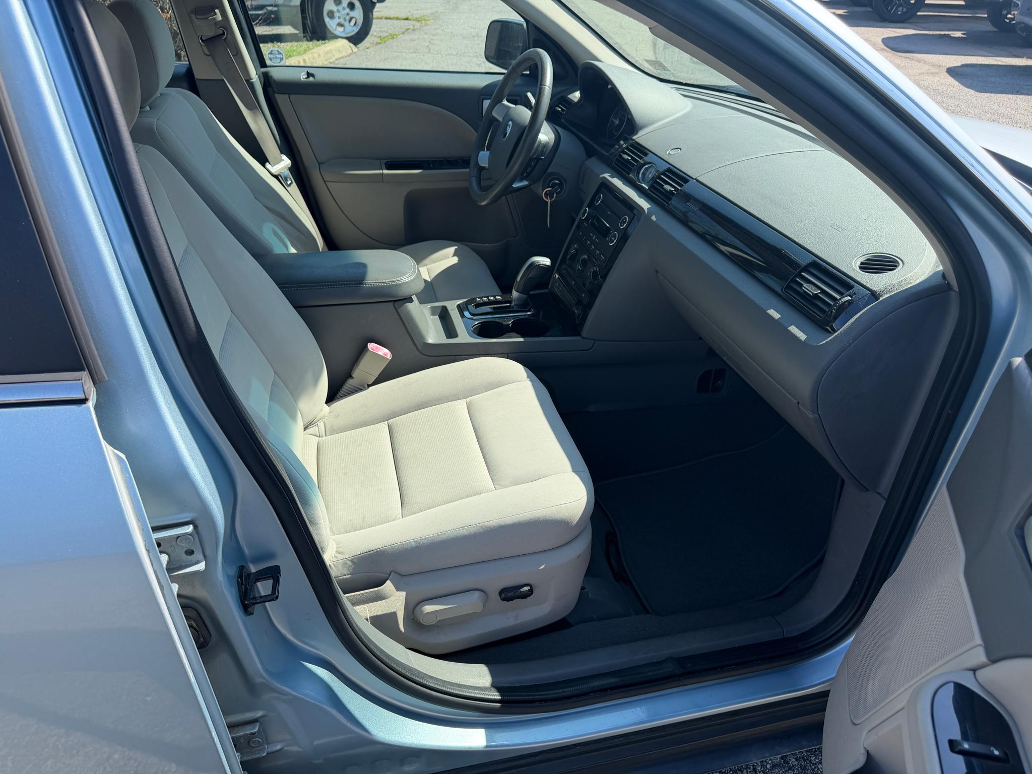 Mercury Sable 4dr Sdn FWD 2008