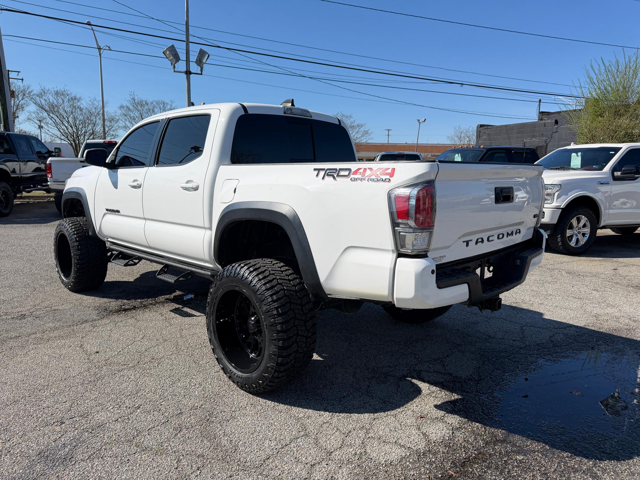 Toyota Tacoma 4WD TRD Off Road Double Cab 5' Bed V6 AT (Natl) 2020