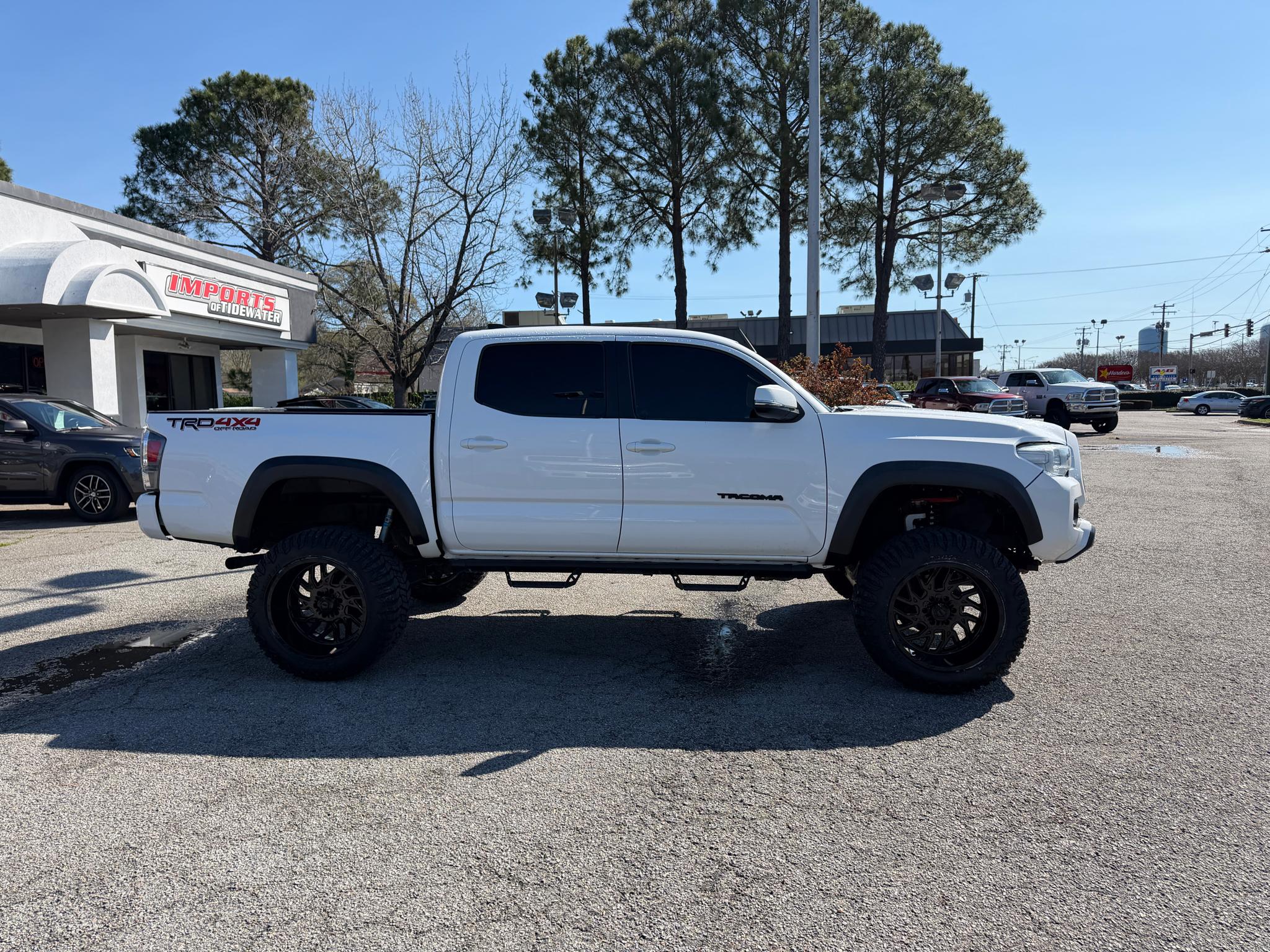 Toyota Tacoma 4WD TRD Off Road Double Cab 5' Bed V6 AT (Natl) 2020