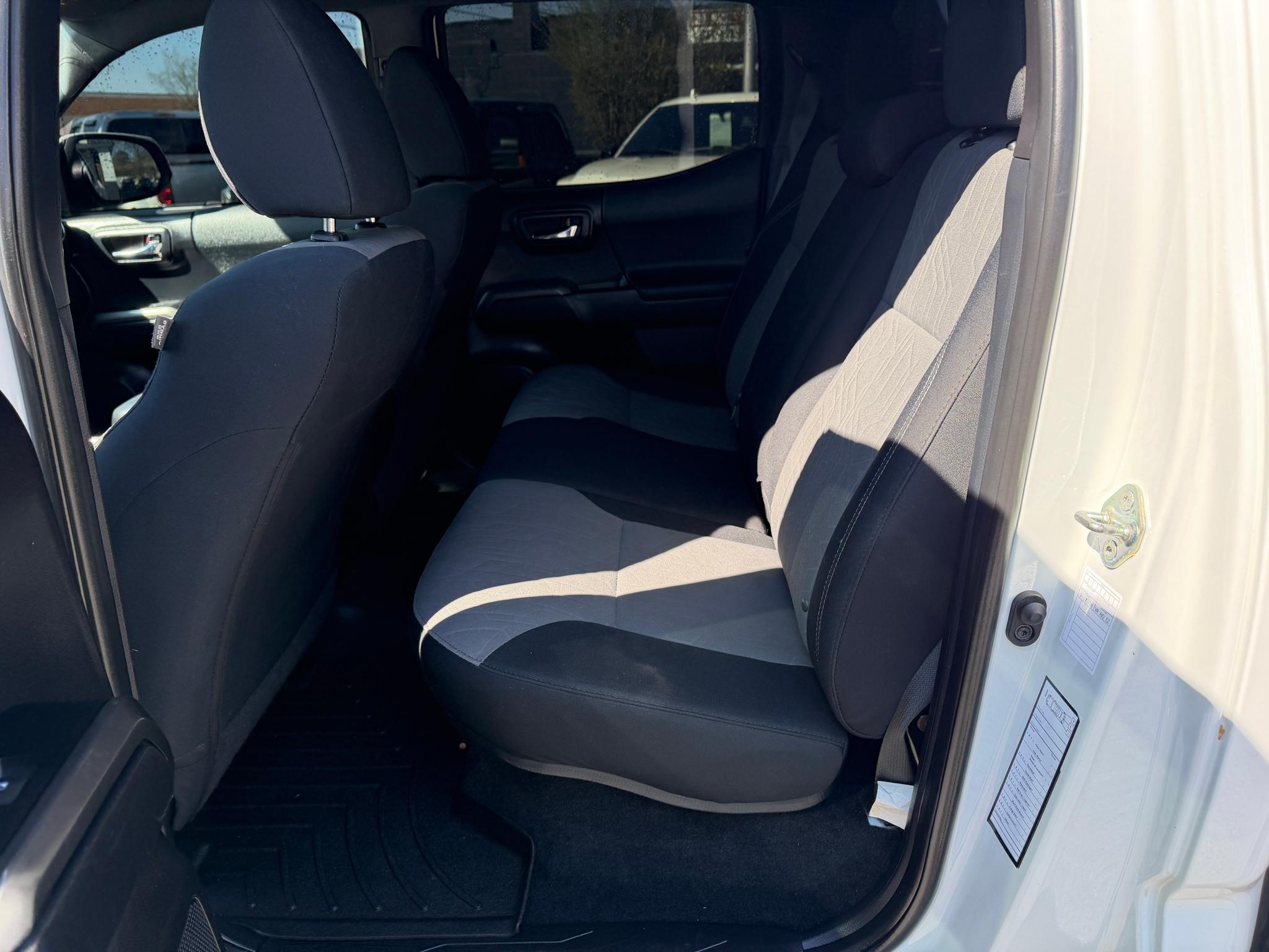 Toyota Tacoma 4WD TRD Off Road Double Cab 5' Bed V6 AT (Natl) 2020