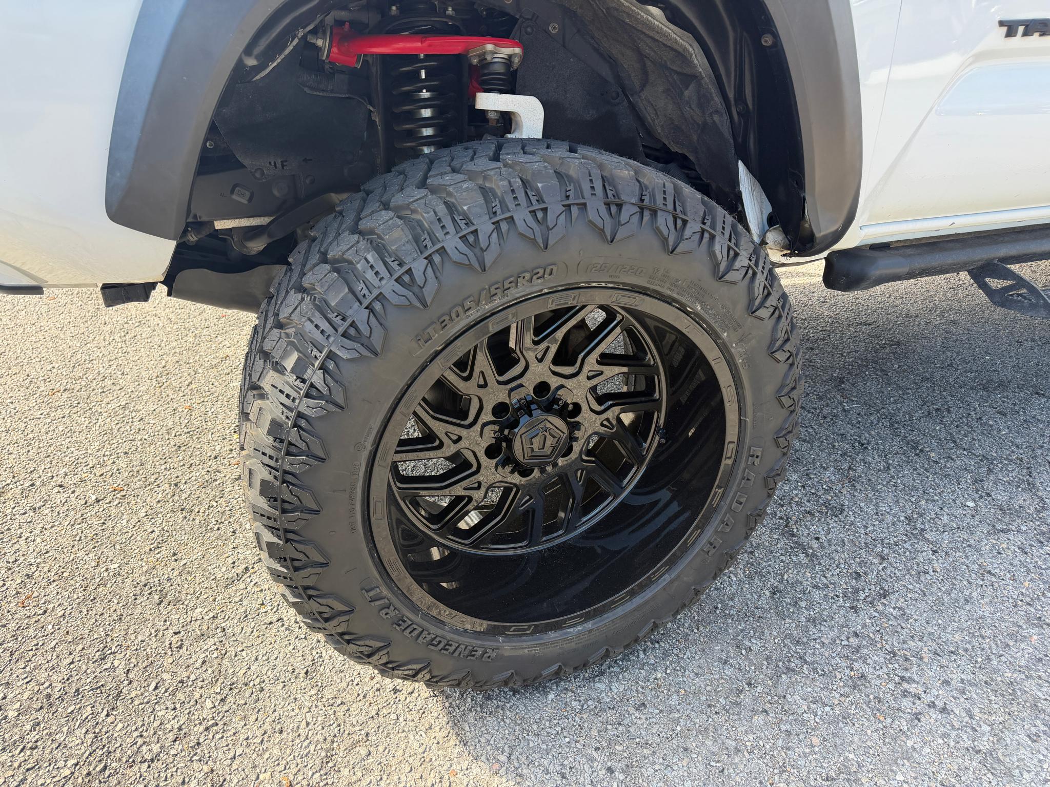 Toyota Tacoma 4WD TRD Off Road Double Cab 5' Bed V6 AT (Natl) 2020