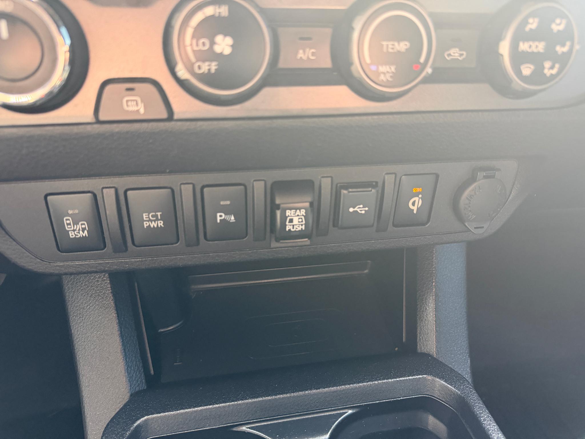 Toyota Tacoma 4WD TRD Off Road Double Cab 5' Bed V6 AT (Natl) 2020