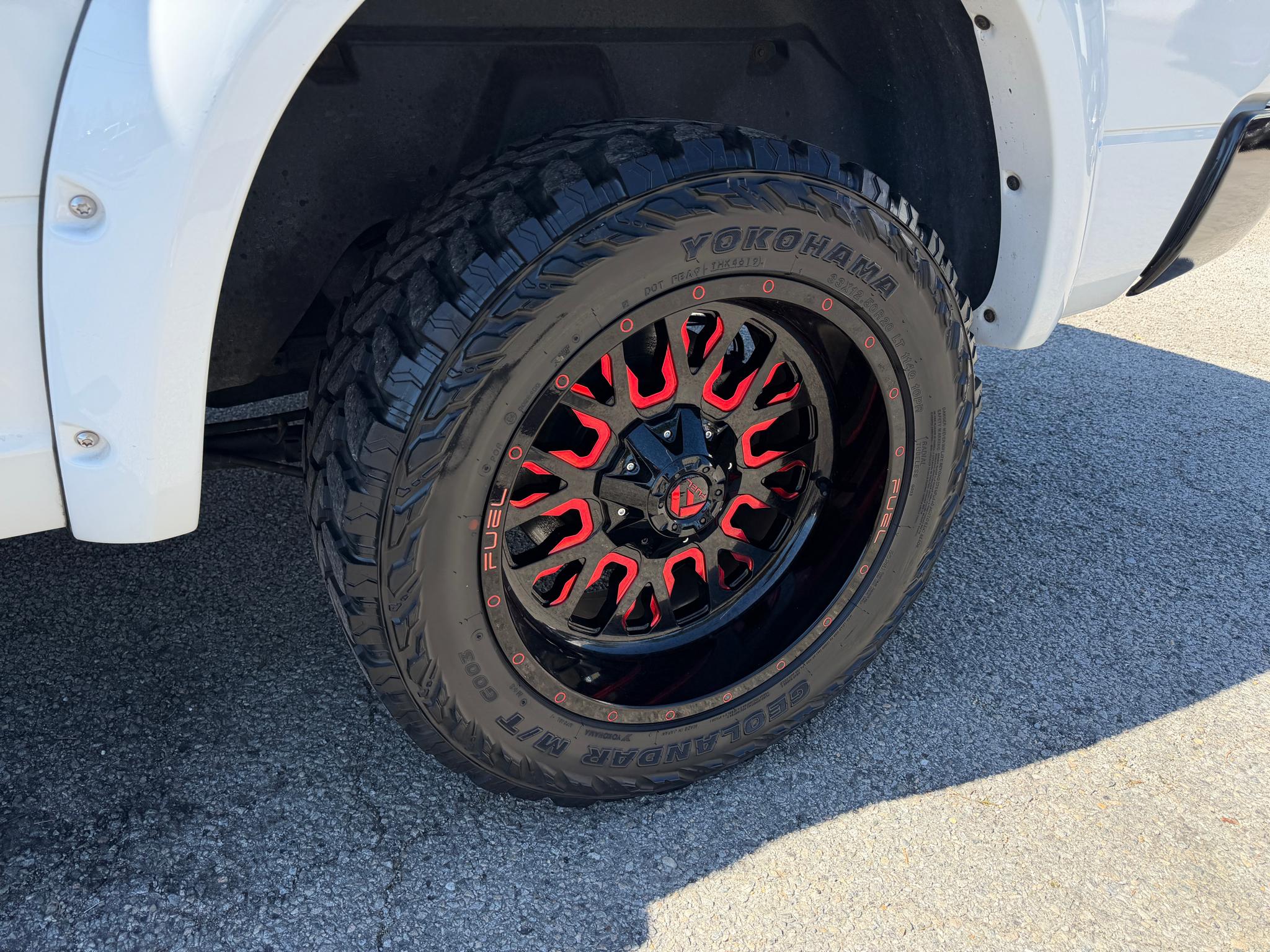 RAM 1500 4WD Quad Cab 140.5" SLT 2015