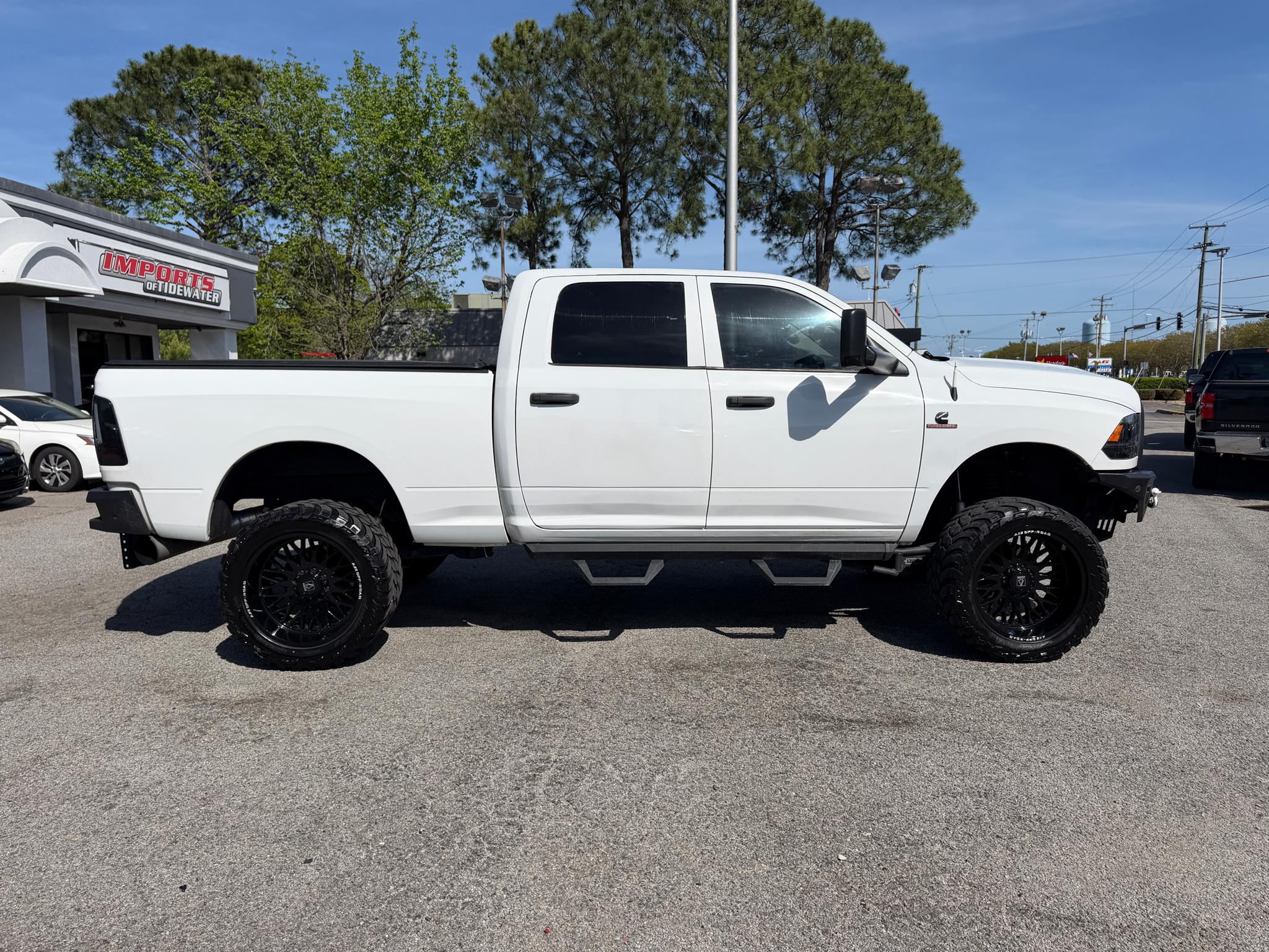 RAM 2500 Tradesman 4x4 Crew Cab 6'4" Box 2018