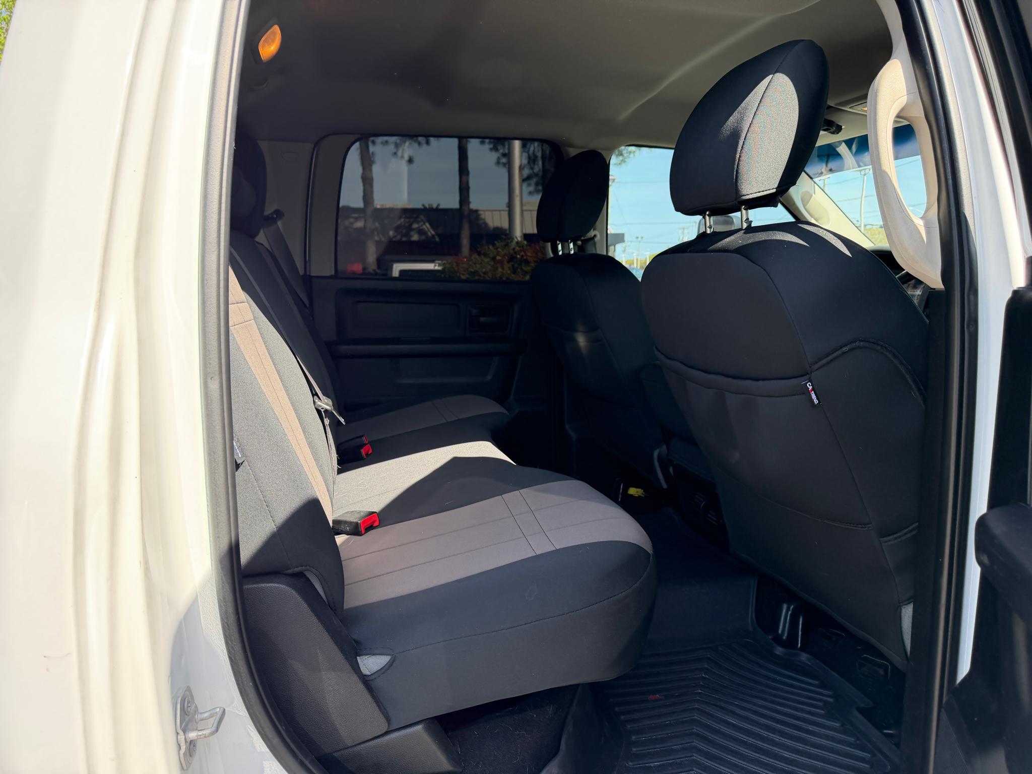 RAM 2500 Tradesman 4x4 Crew Cab 6'4" Box 2018