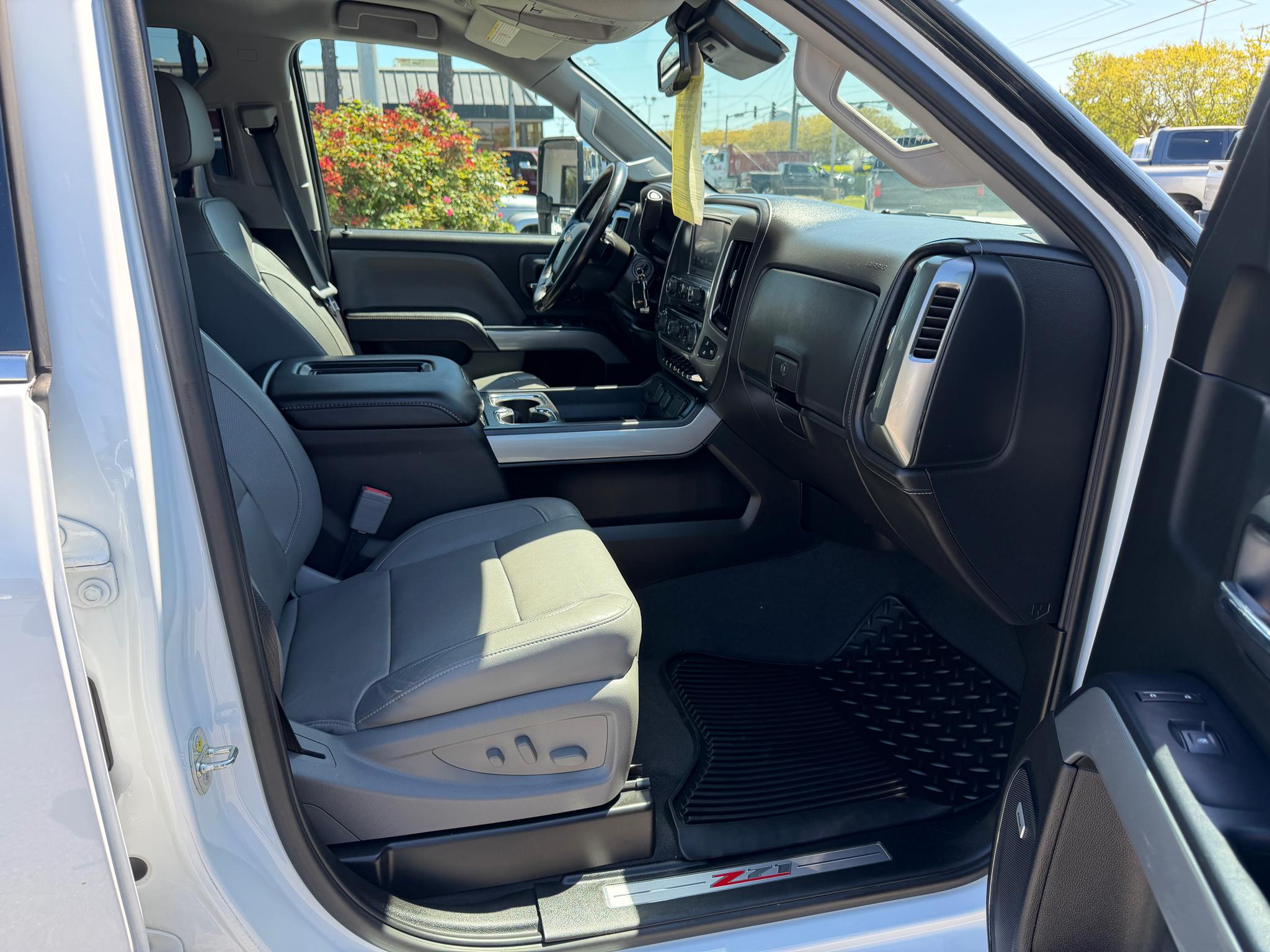 Chevrolet Silverado 2500HD 4WD Crew Cab 153.7" LTZ 2019