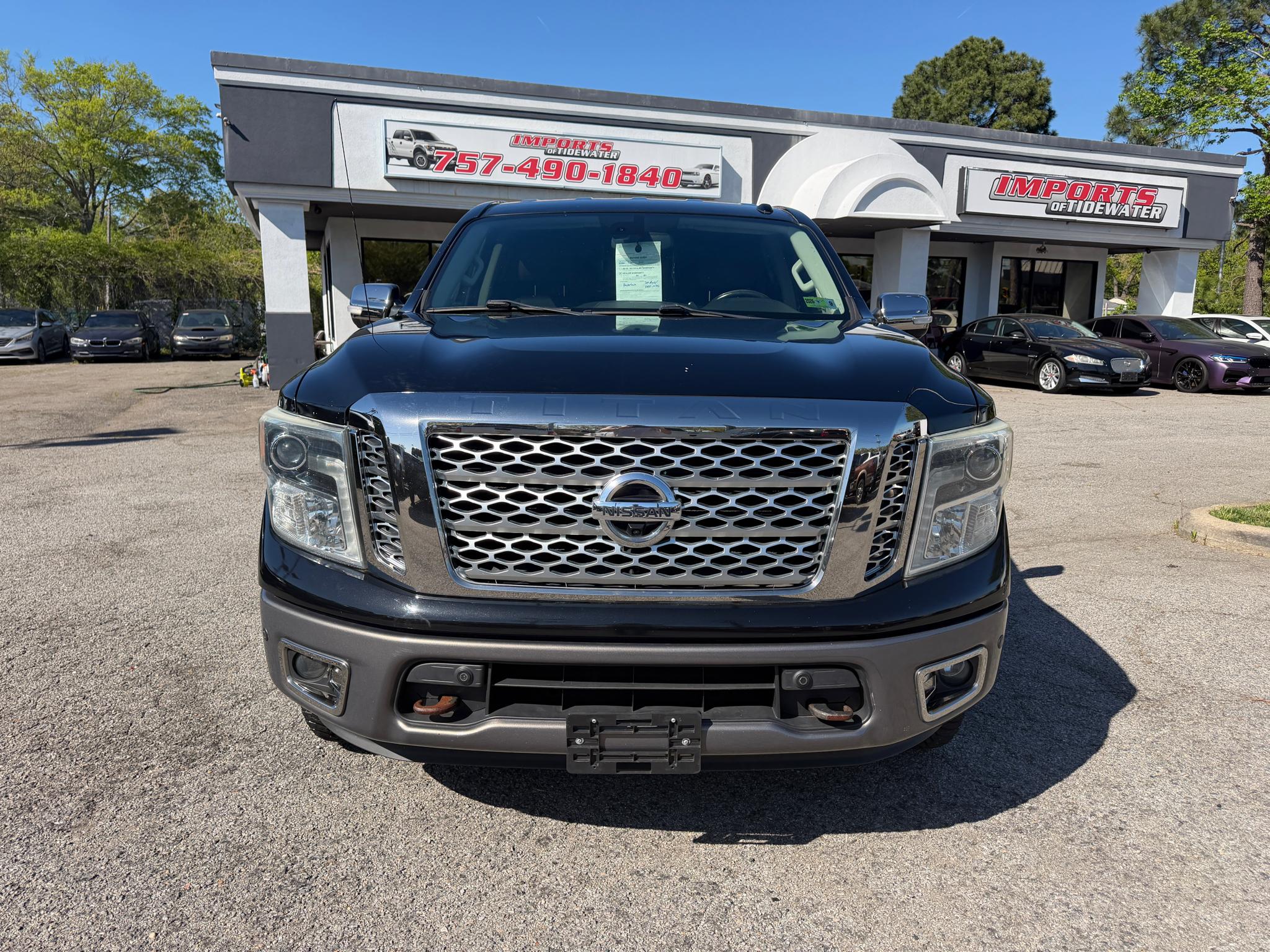 Nissan Titan 4x4 Crew Cab Platinum Reserve 2017