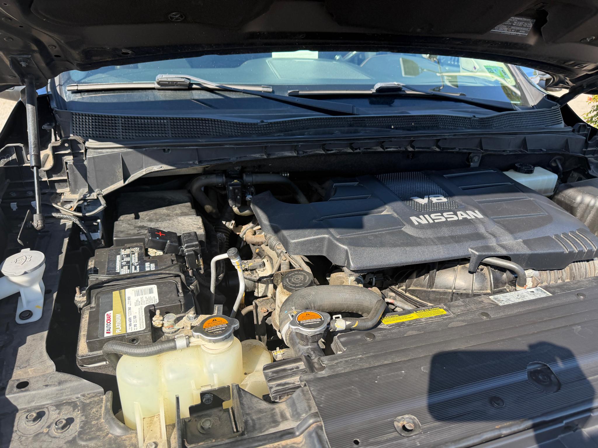 Nissan Titan 4x4 Crew Cab Platinum Reserve 2017