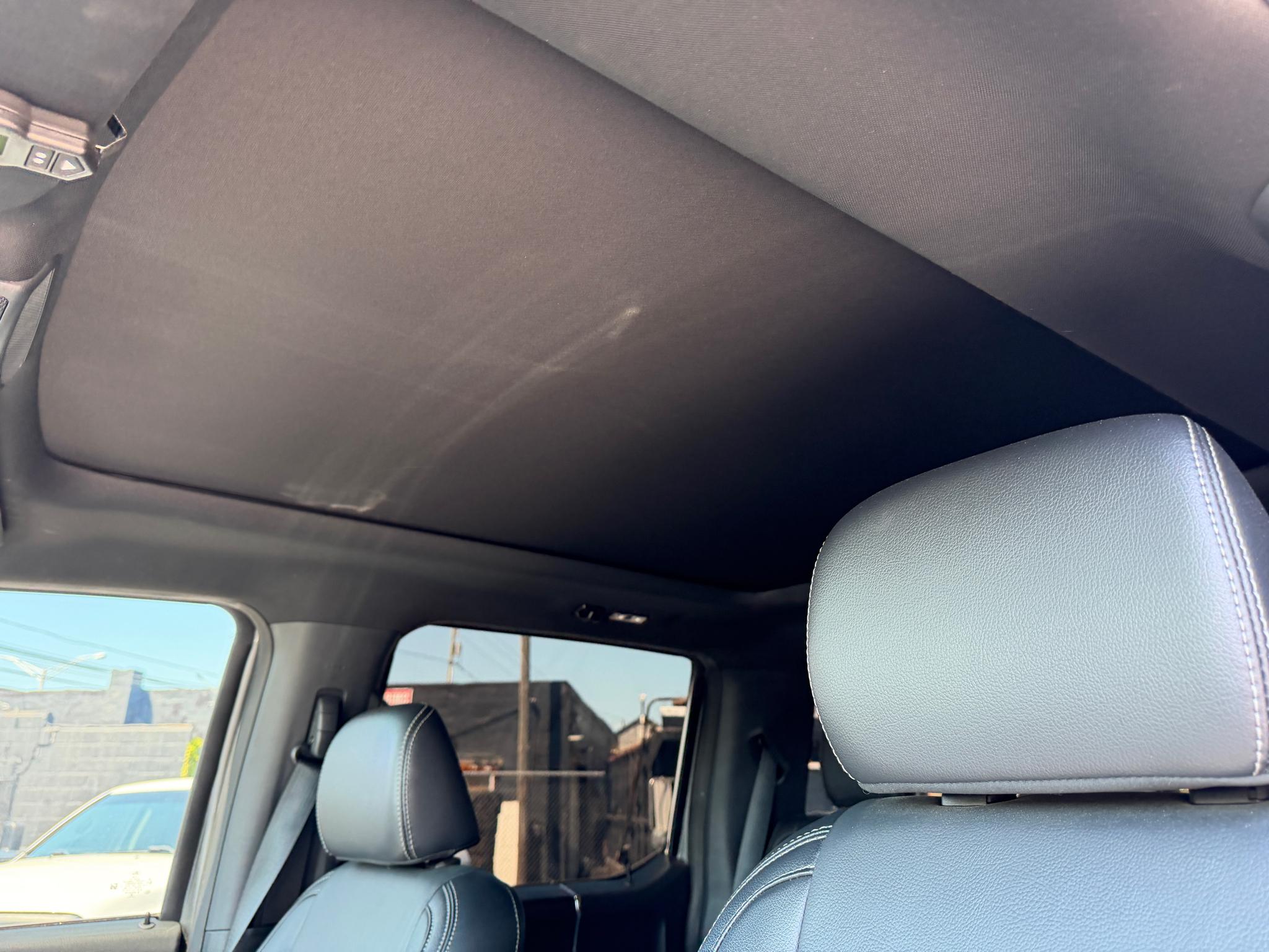 Ford Super Duty F-350 SRW Lariat 4WD Crew Cab 8' Box 2022