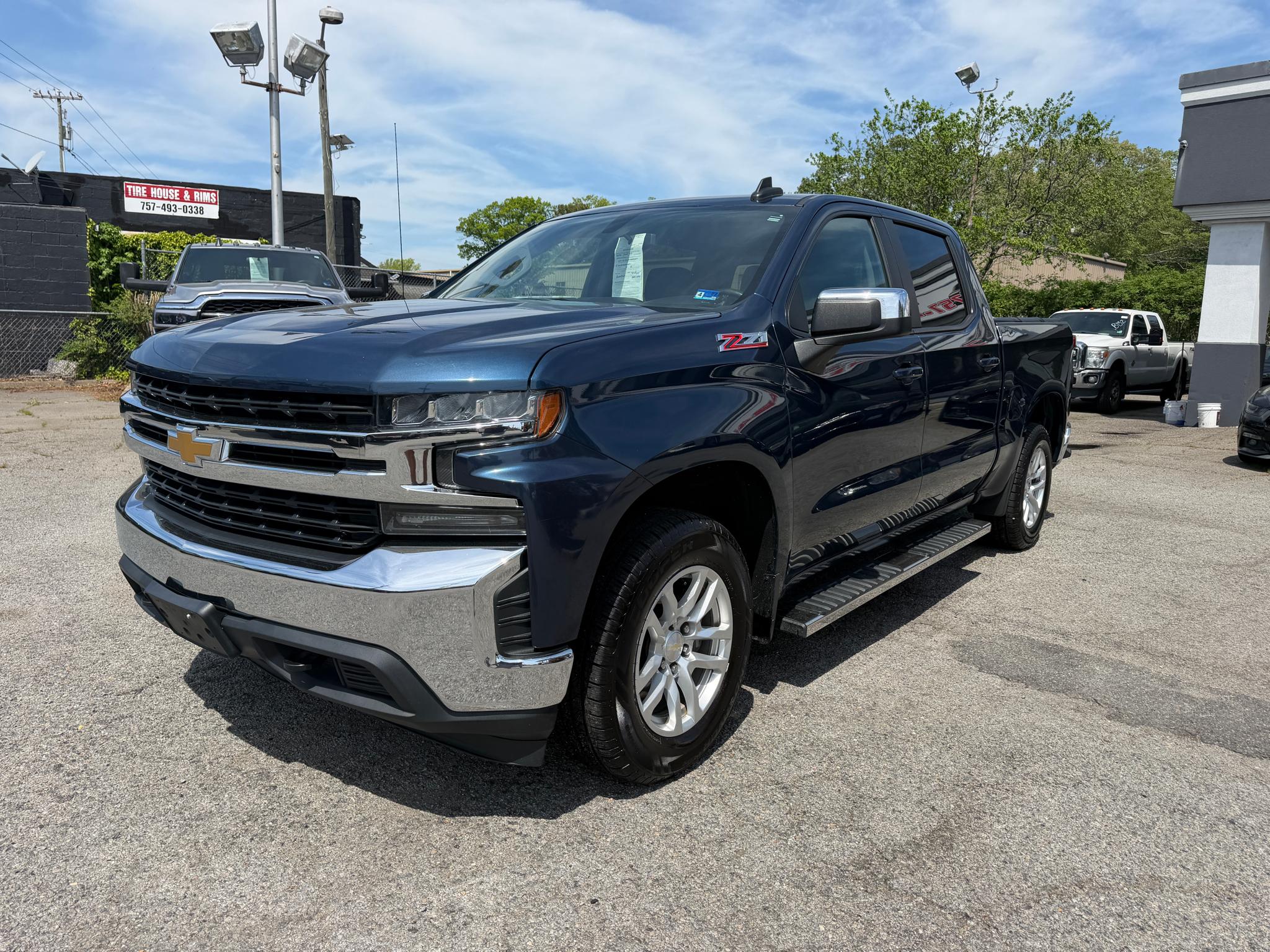 2019 Chevrolet Silverado 1500 4WD Crew Cab 147" LT