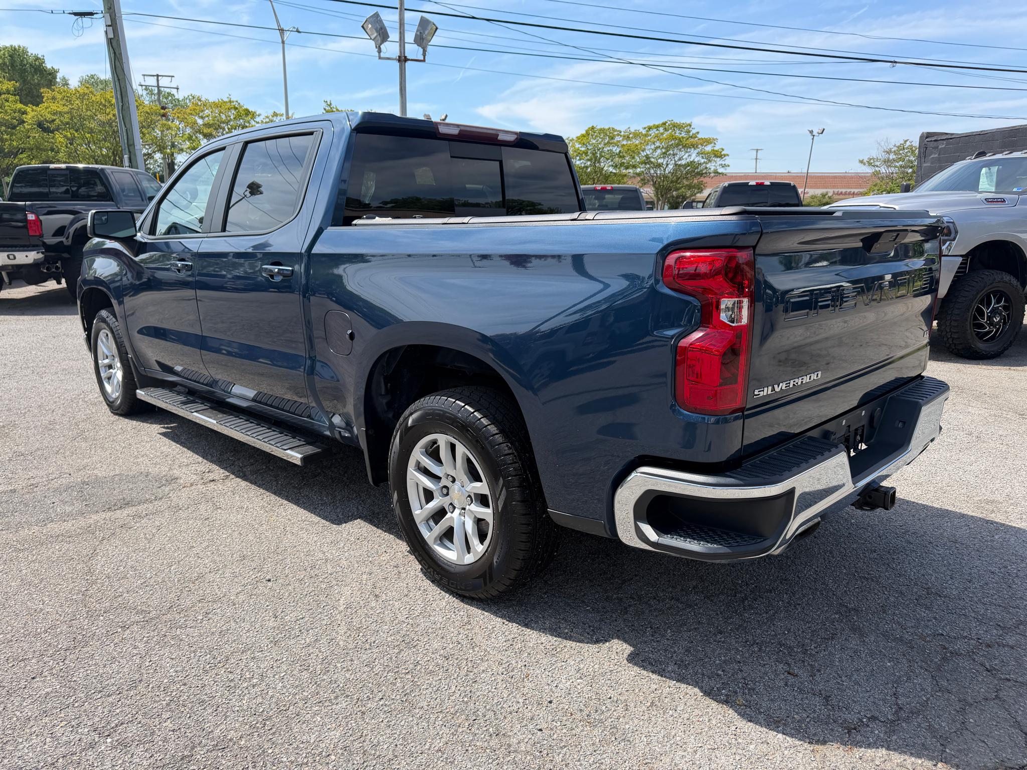 Chevrolet Silverado 1500 4WD Crew Cab 147" LT 2019
