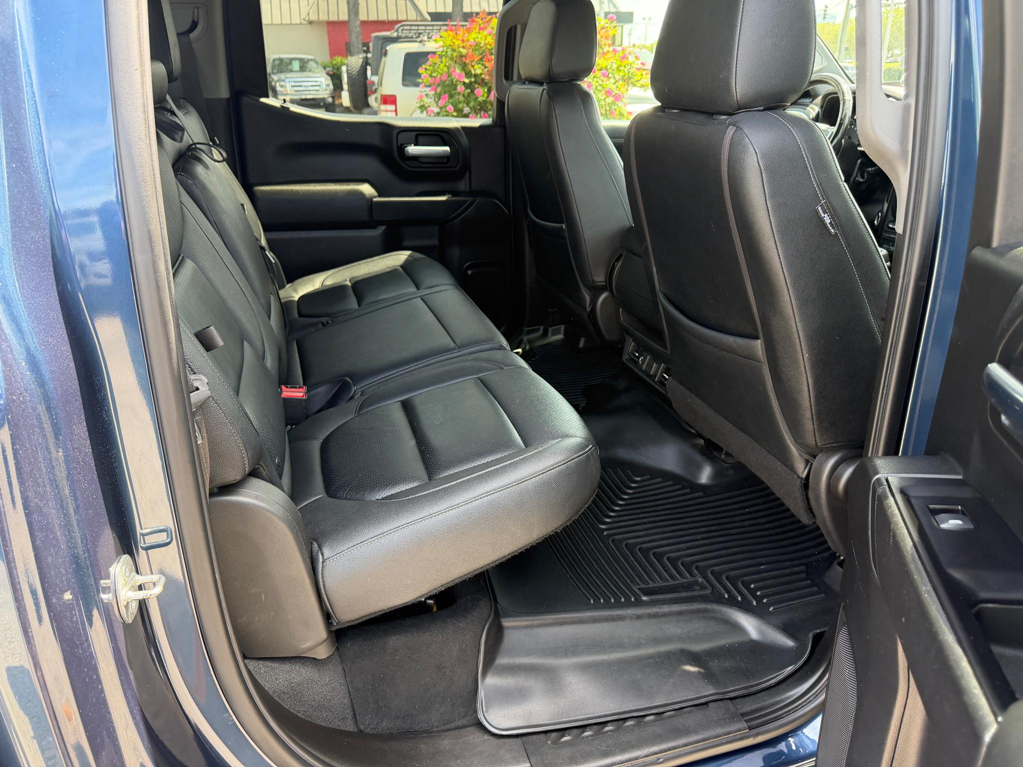 Chevrolet Silverado 1500 4WD Crew Cab 147" LT 2019