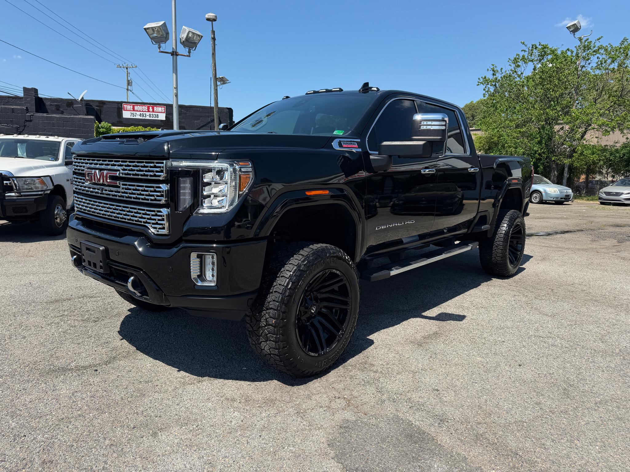 2022 GMC Sierra 2500HD 4WD Crew Cab 159" Denali