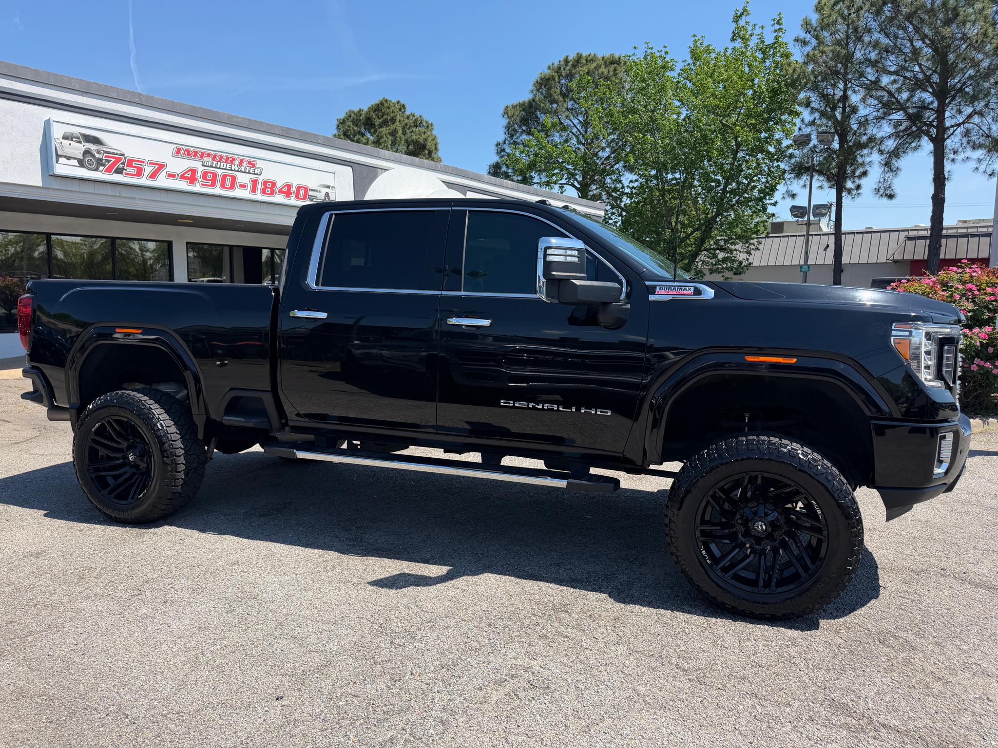 GMC Sierra 2500HD 4WD Crew Cab 159" Denali 2022