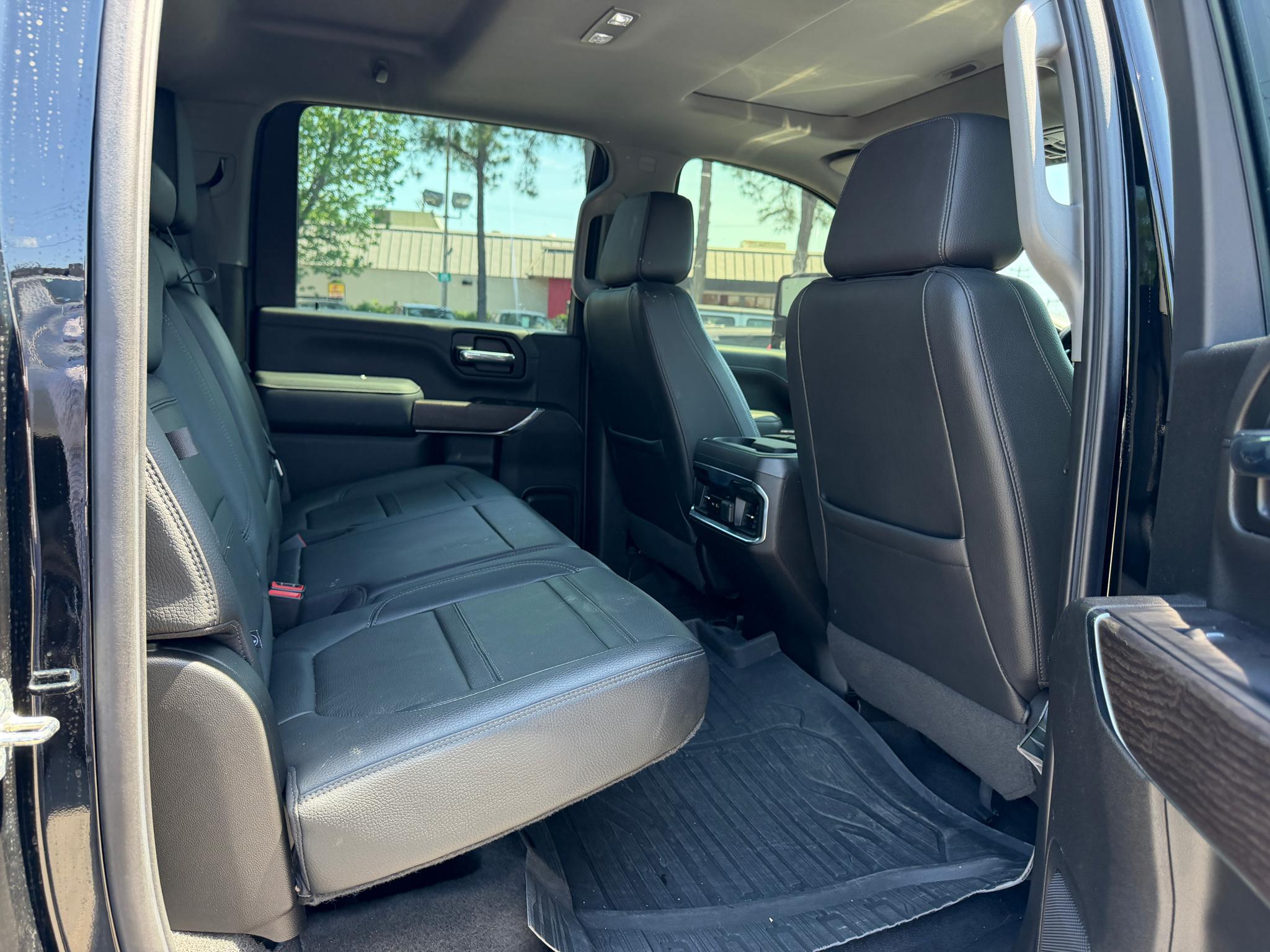 GMC Sierra 2500HD 4WD Crew Cab 159" Denali 2022