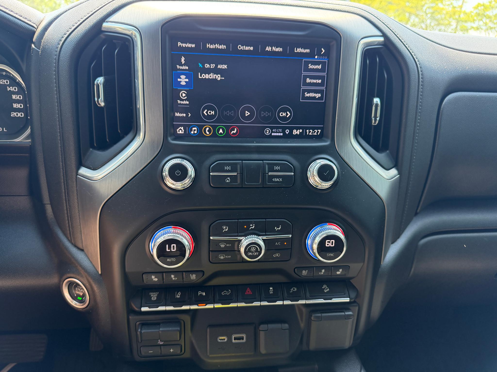 GMC Sierra 2500HD 4WD Crew Cab 159" Denali 2022