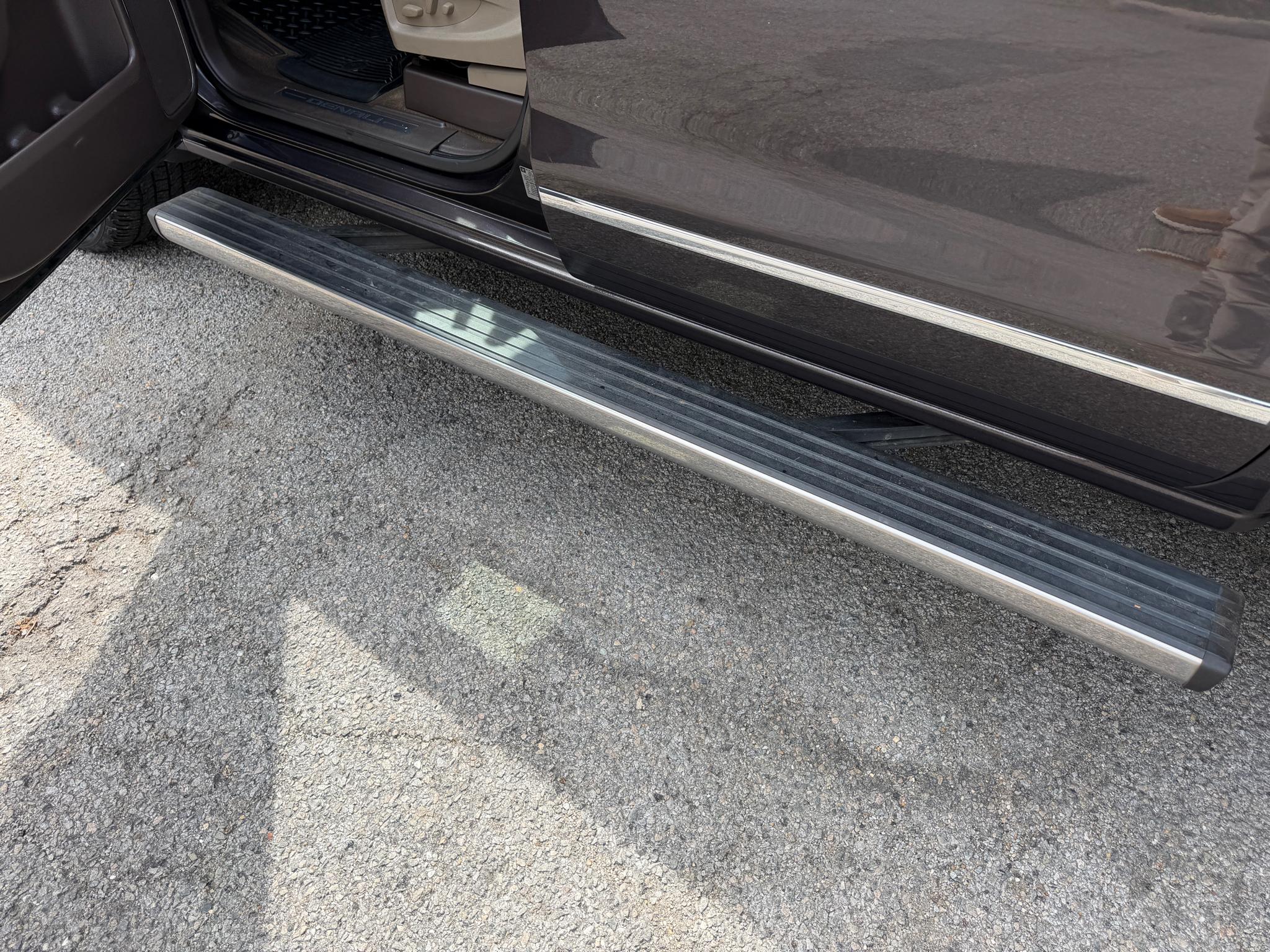 GMC Sierra 1500 4WD Crew Cab 143.5" Denali 2016