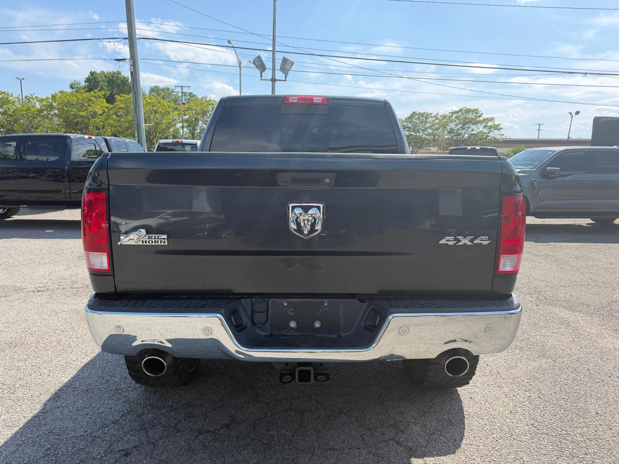 RAM 1500 4WD Crew Cab 140.5" Big Horn 2016