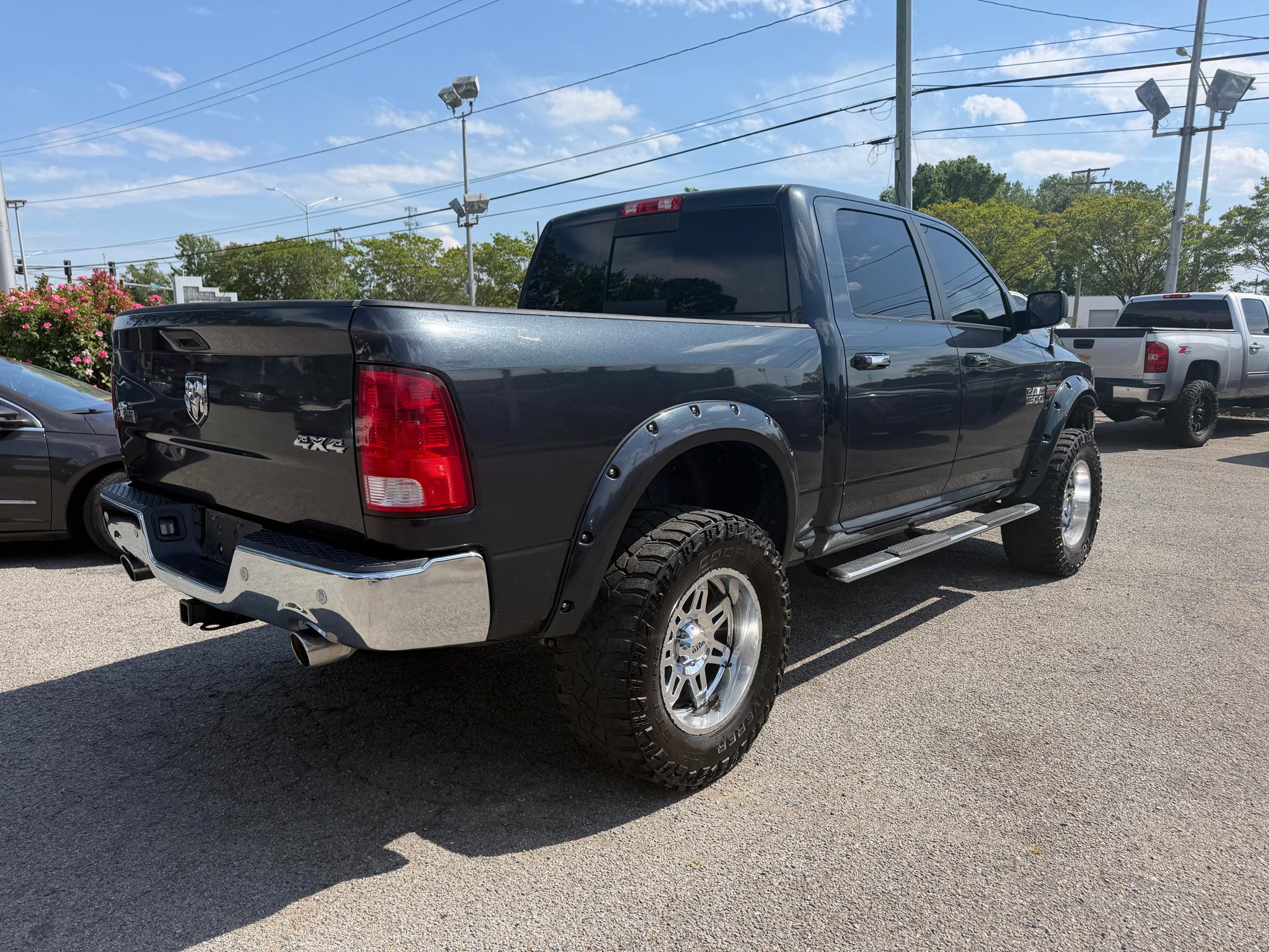RAM 1500 4WD Crew Cab 140.5" Big Horn 2016