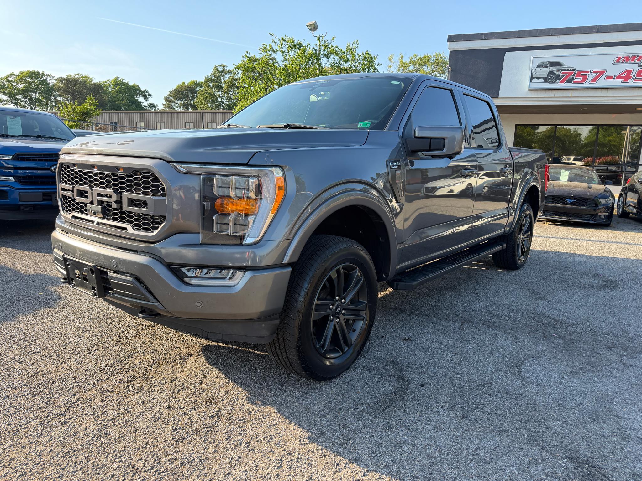 2021 Ford F-150 LARIAT 4WD SuperCrew 5.5' Box
