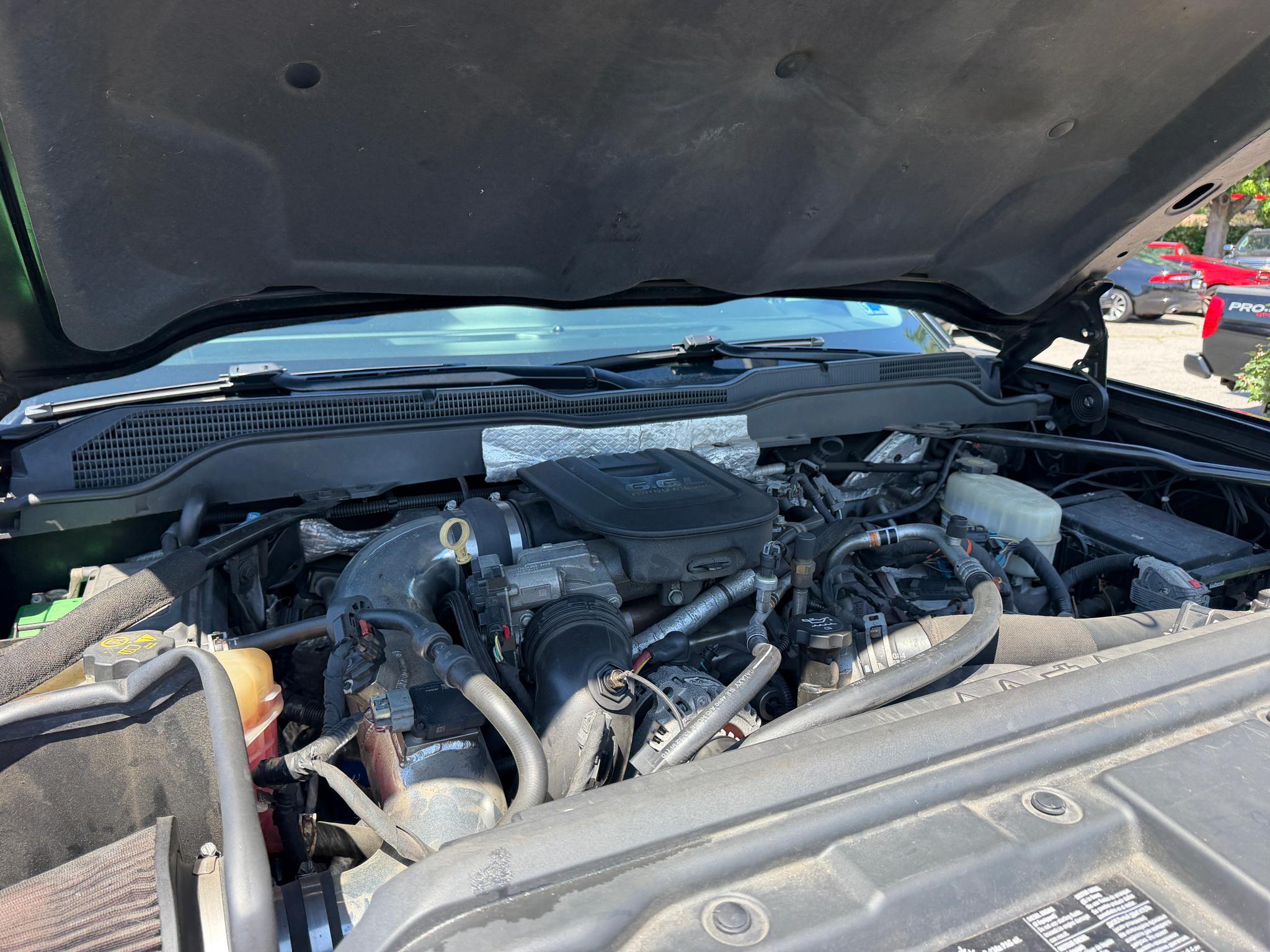 Chevrolet Silverado 2500HD 4WD Double Cab 144.2" LT 2015
