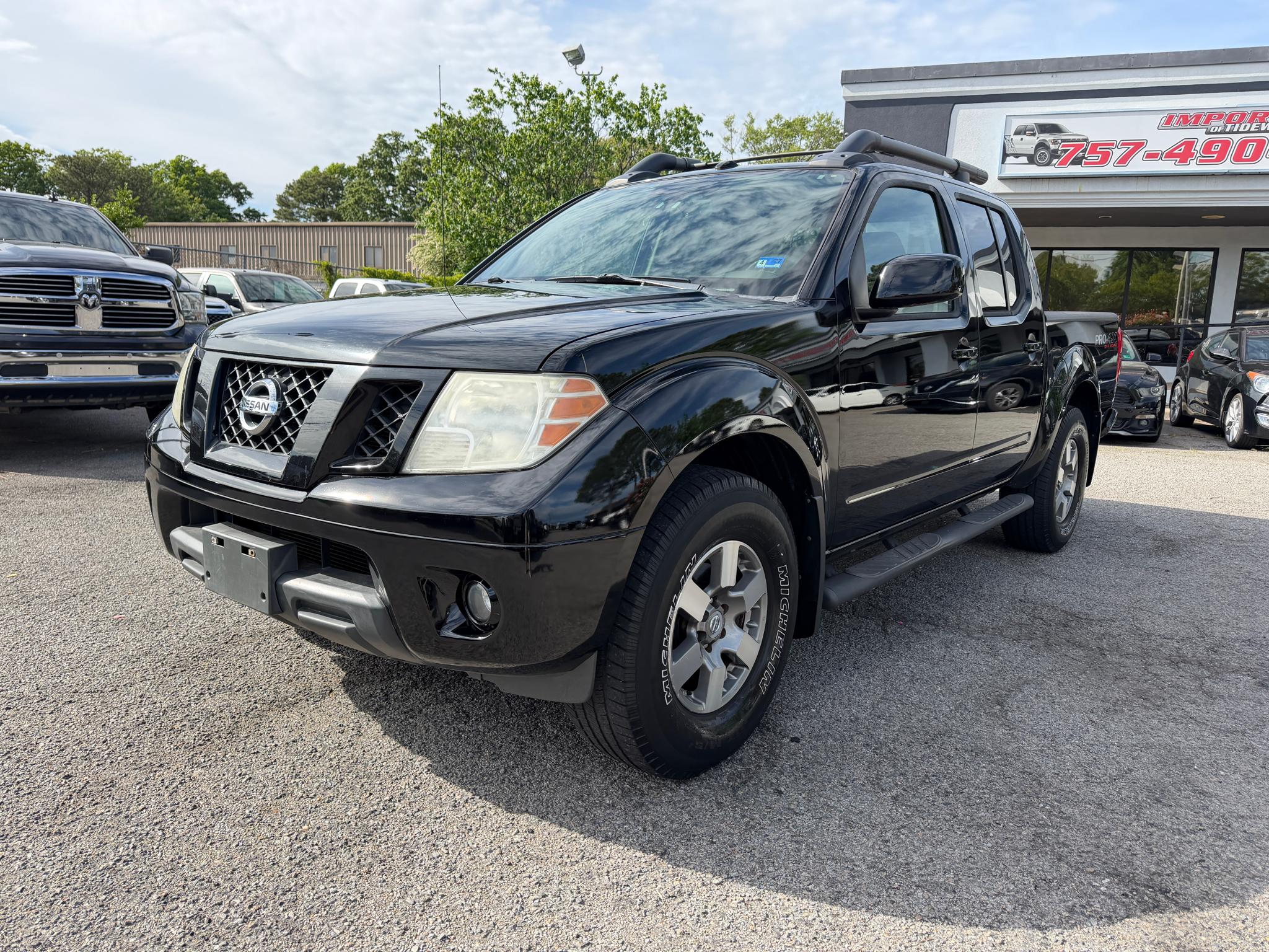 Nissan Frontier 4WD Crew Cab SWB Auto PRO-4X 2011