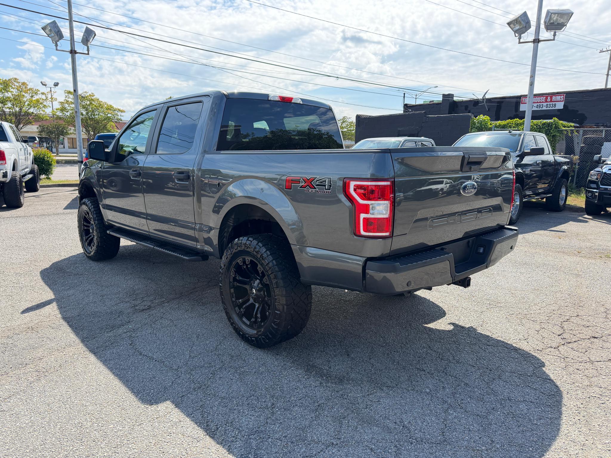 Ford F-150 XL 4WD SuperCrew 5.5' Box 2020